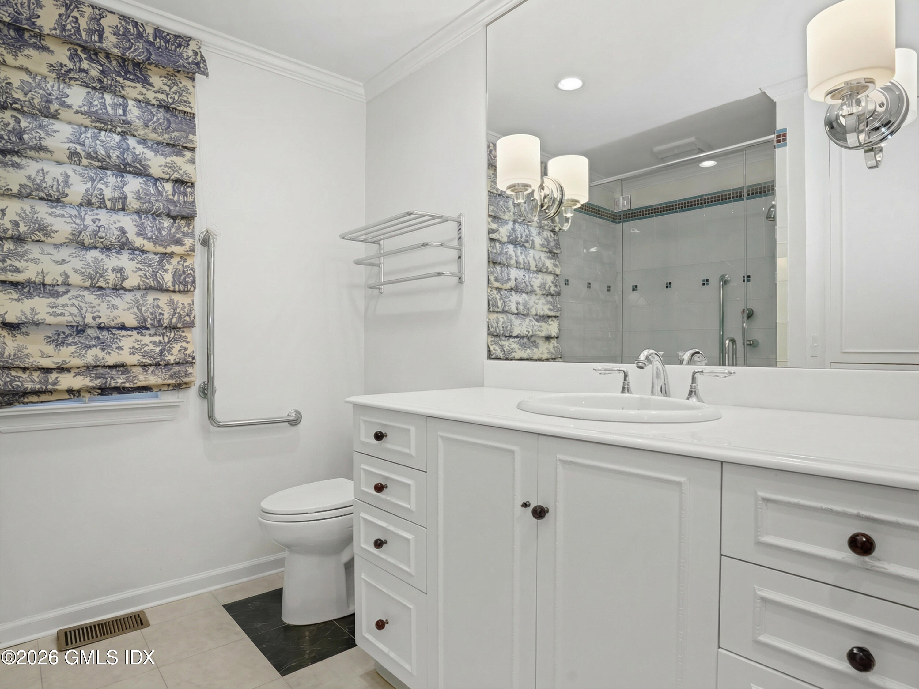 505 W Lyon Farm Drive 505