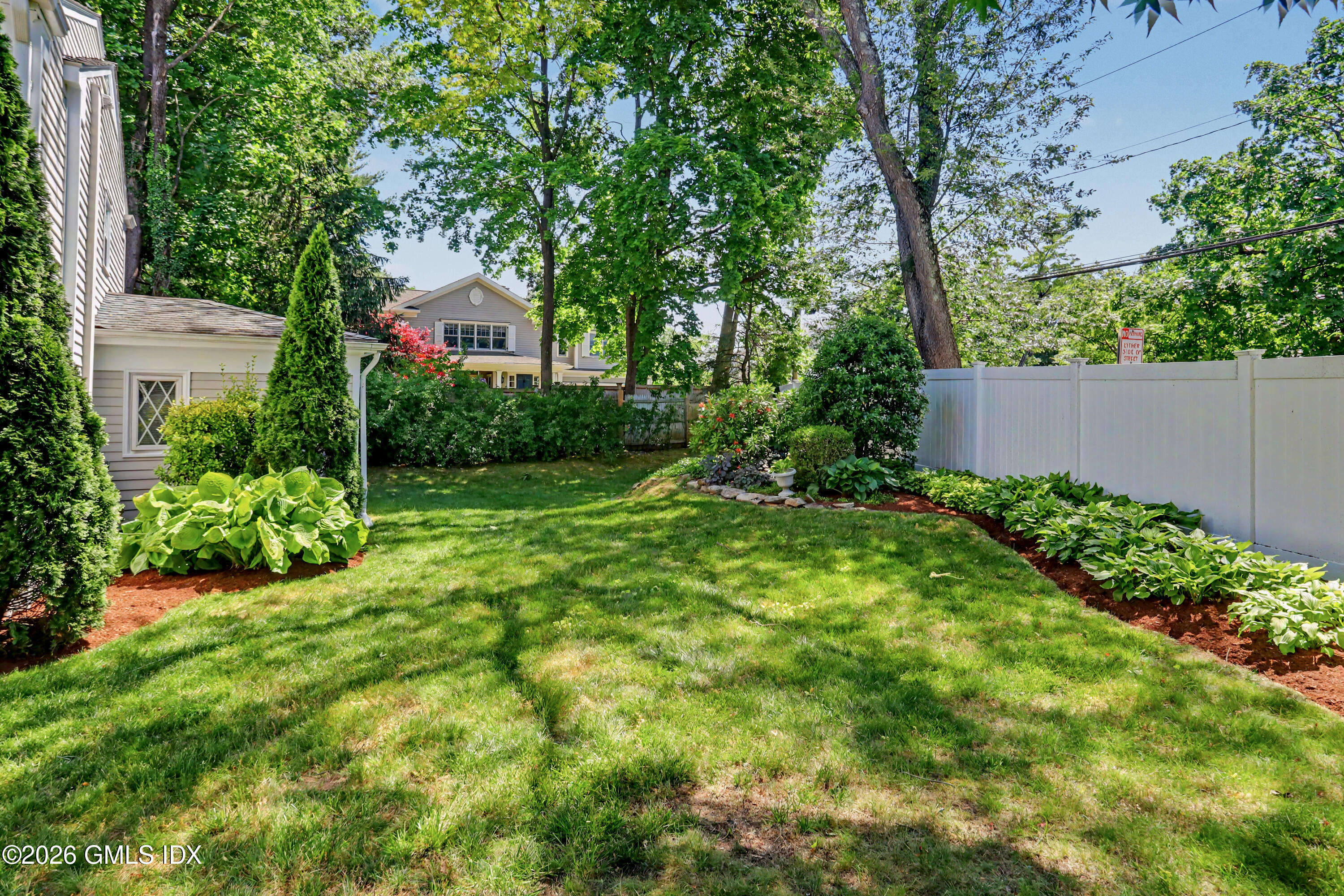 15 Le Grande Avenue unit 1