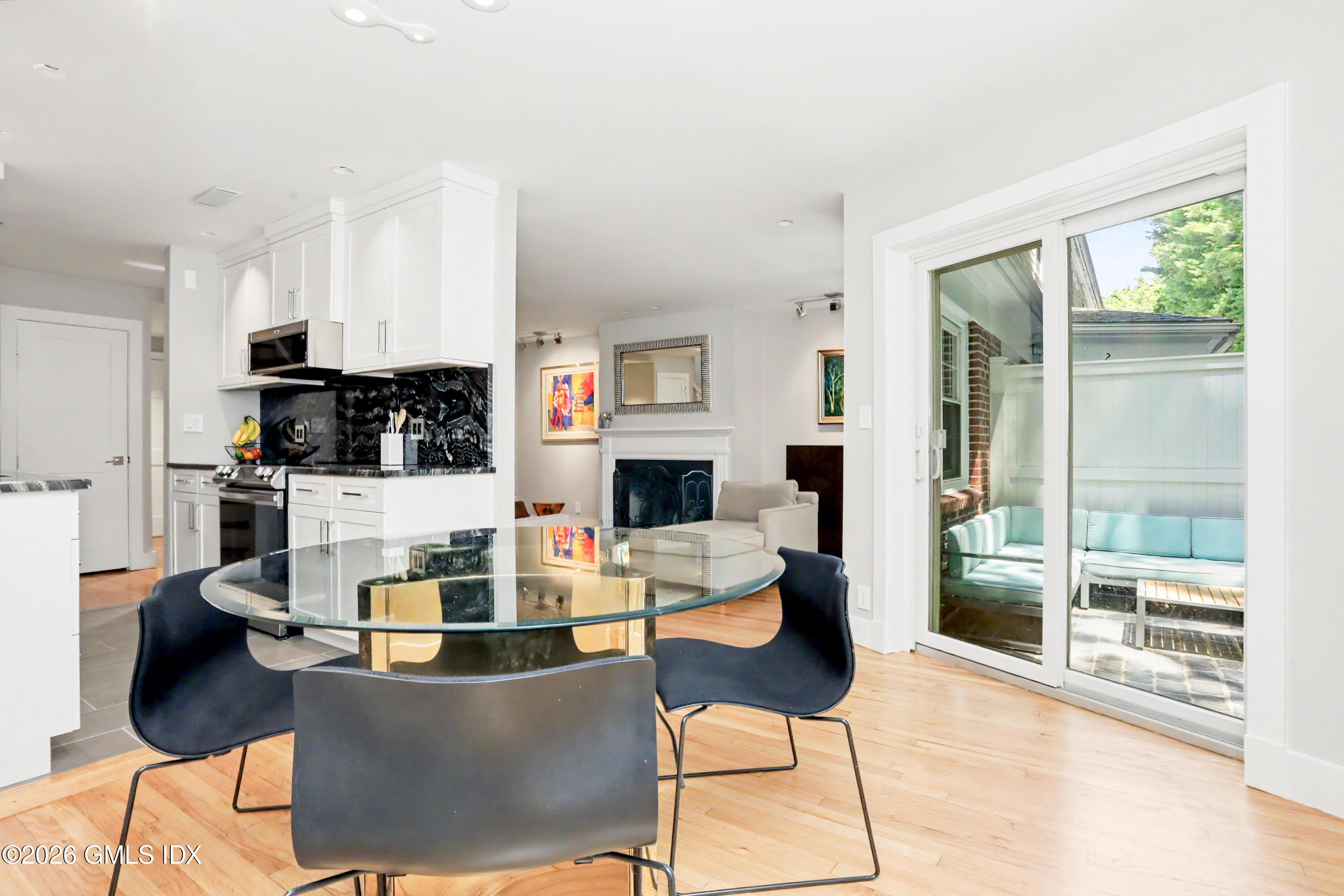 15 Le Grande Avenue unit 1