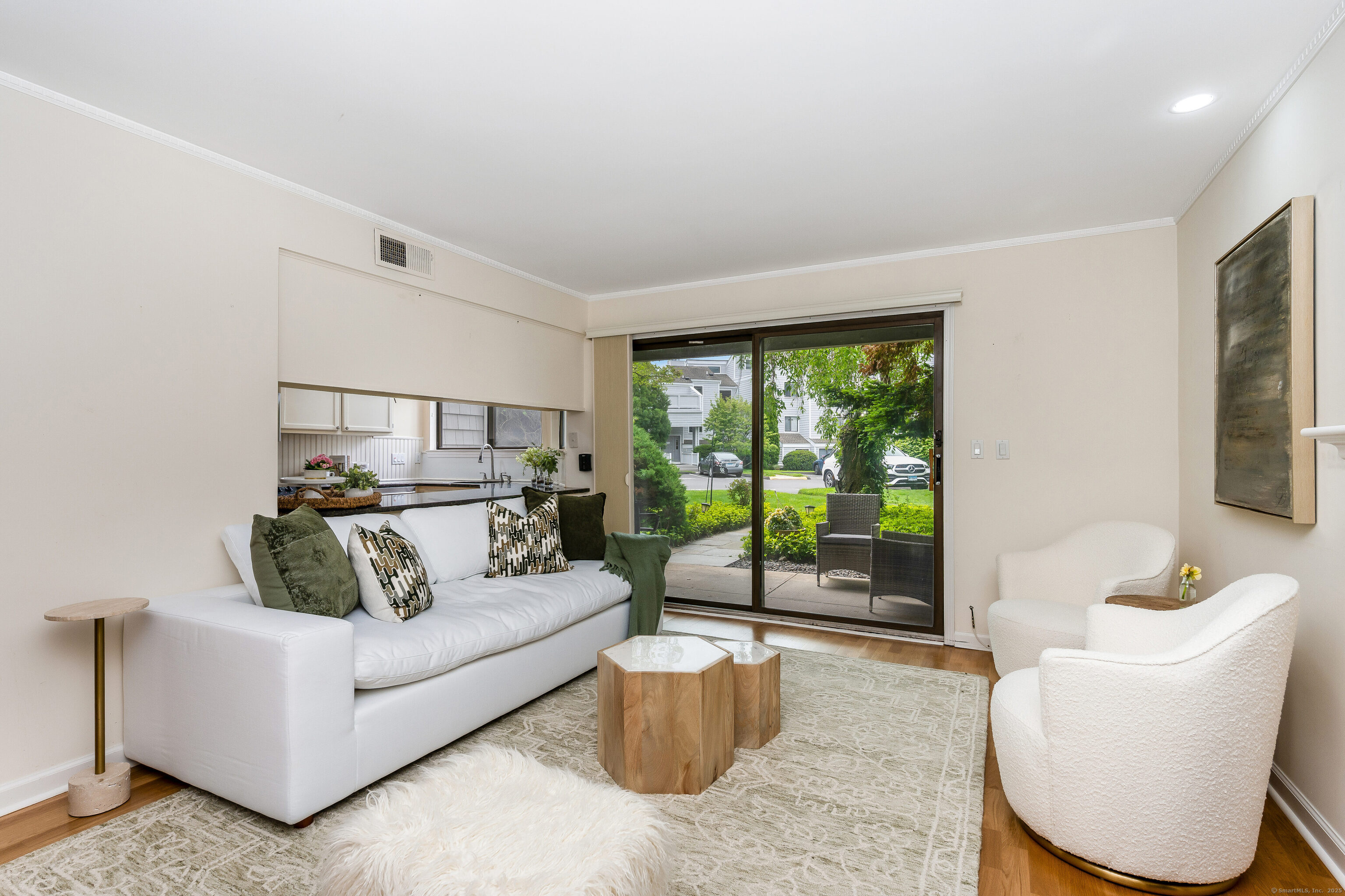98 Rowayton Woods Drive 98