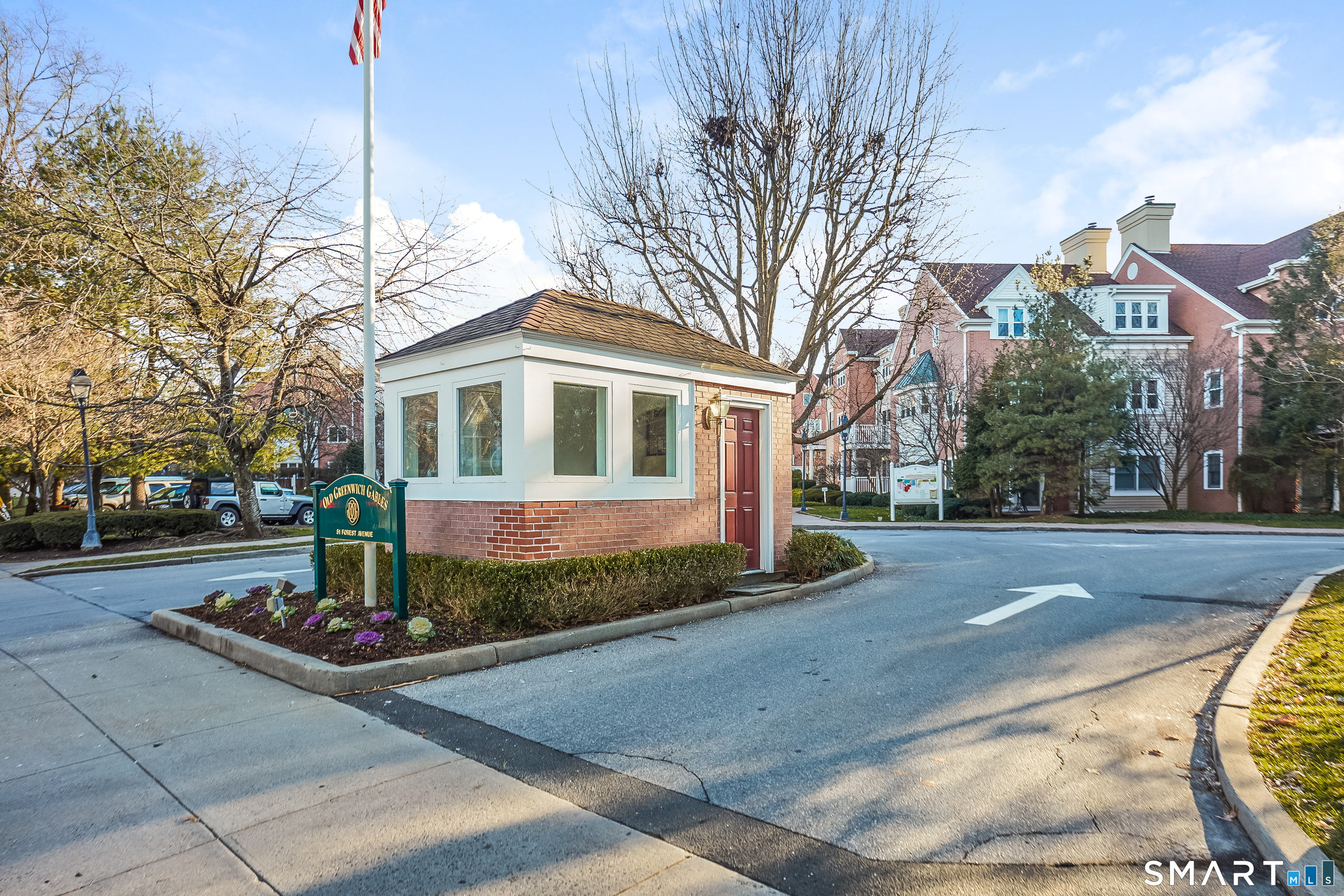 51 Forest Avenue 43