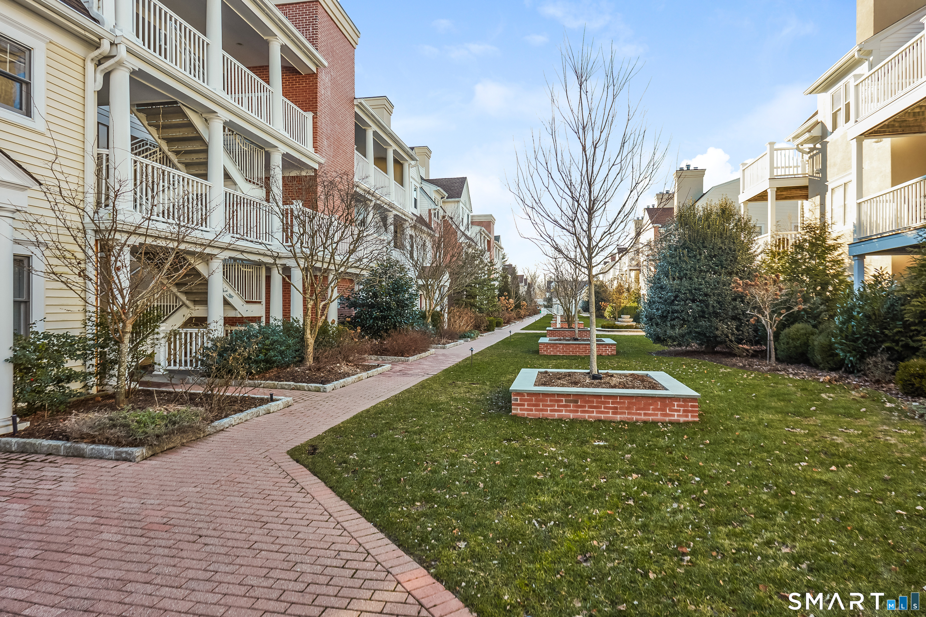 51 Forest Avenue 43