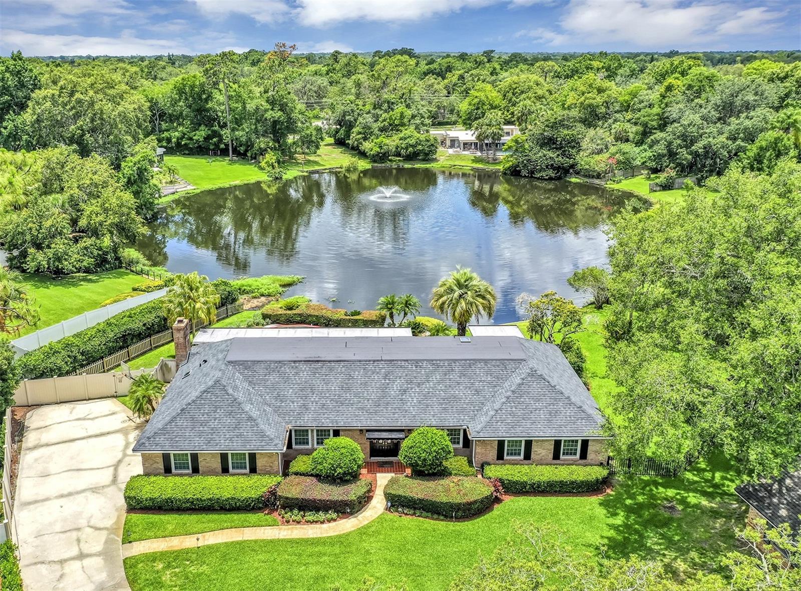400 TIMBERCOVE PL
