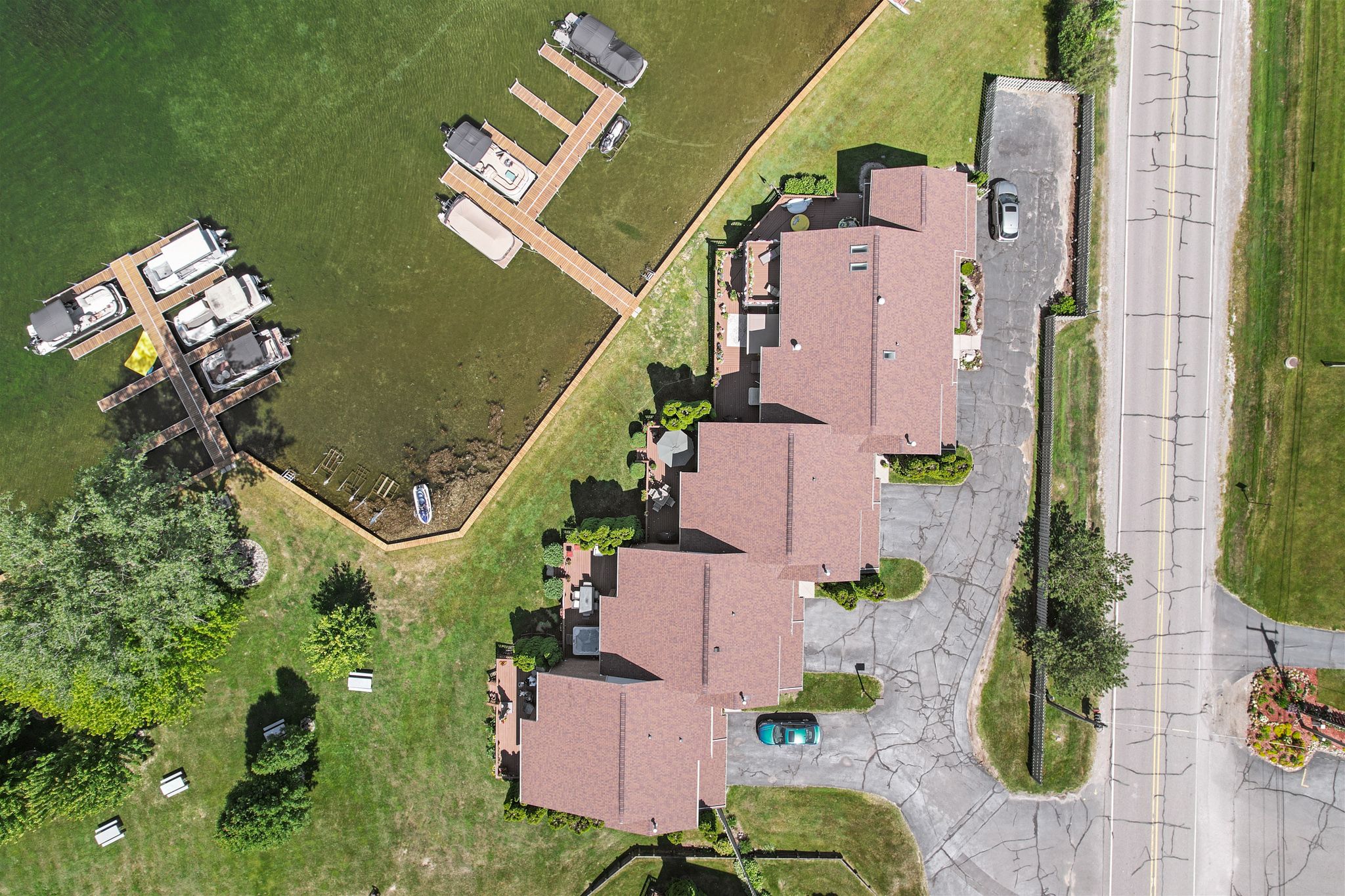 2251 N LONG LAKE Road