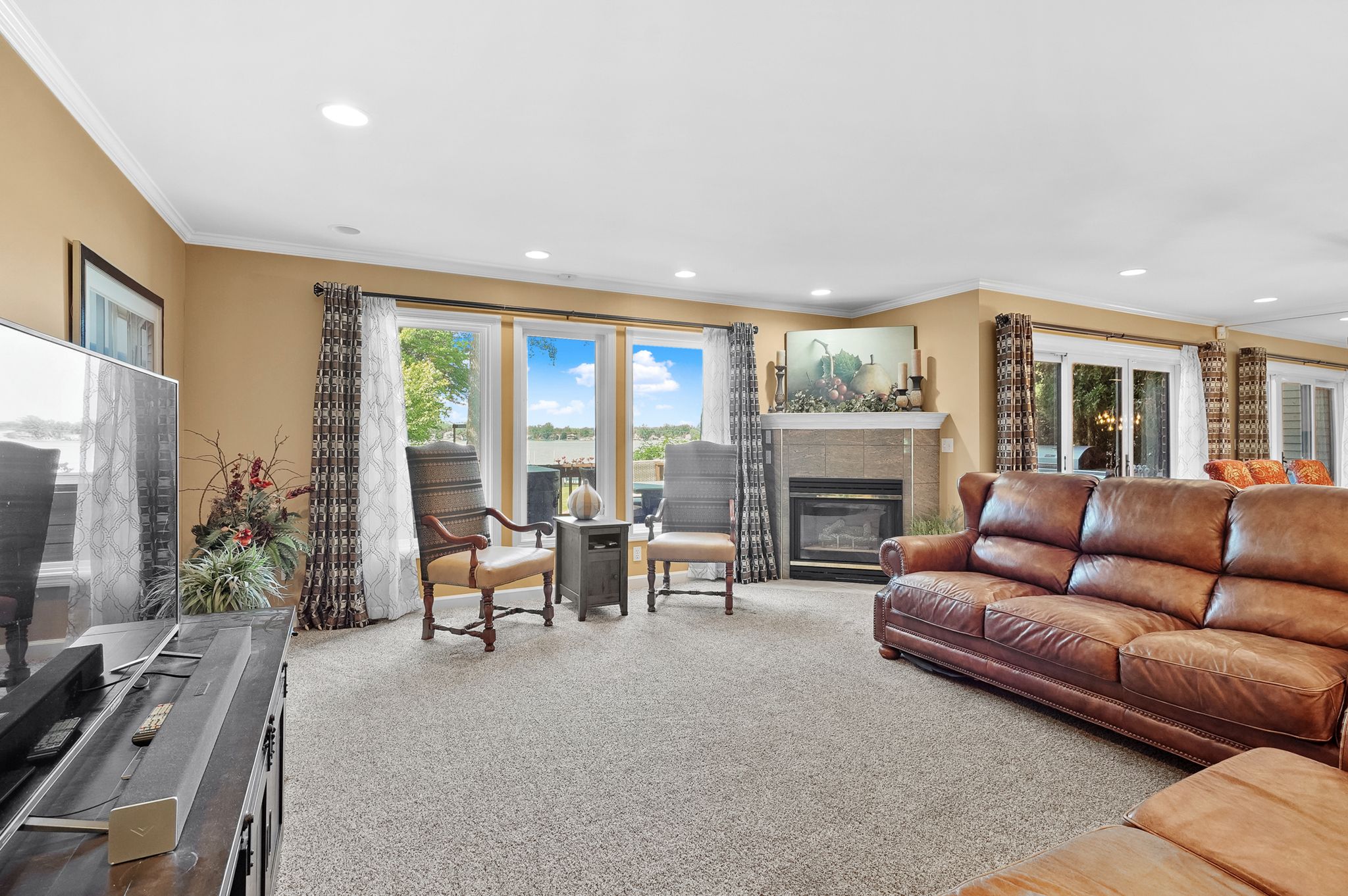 2251 N LONG LAKE Road