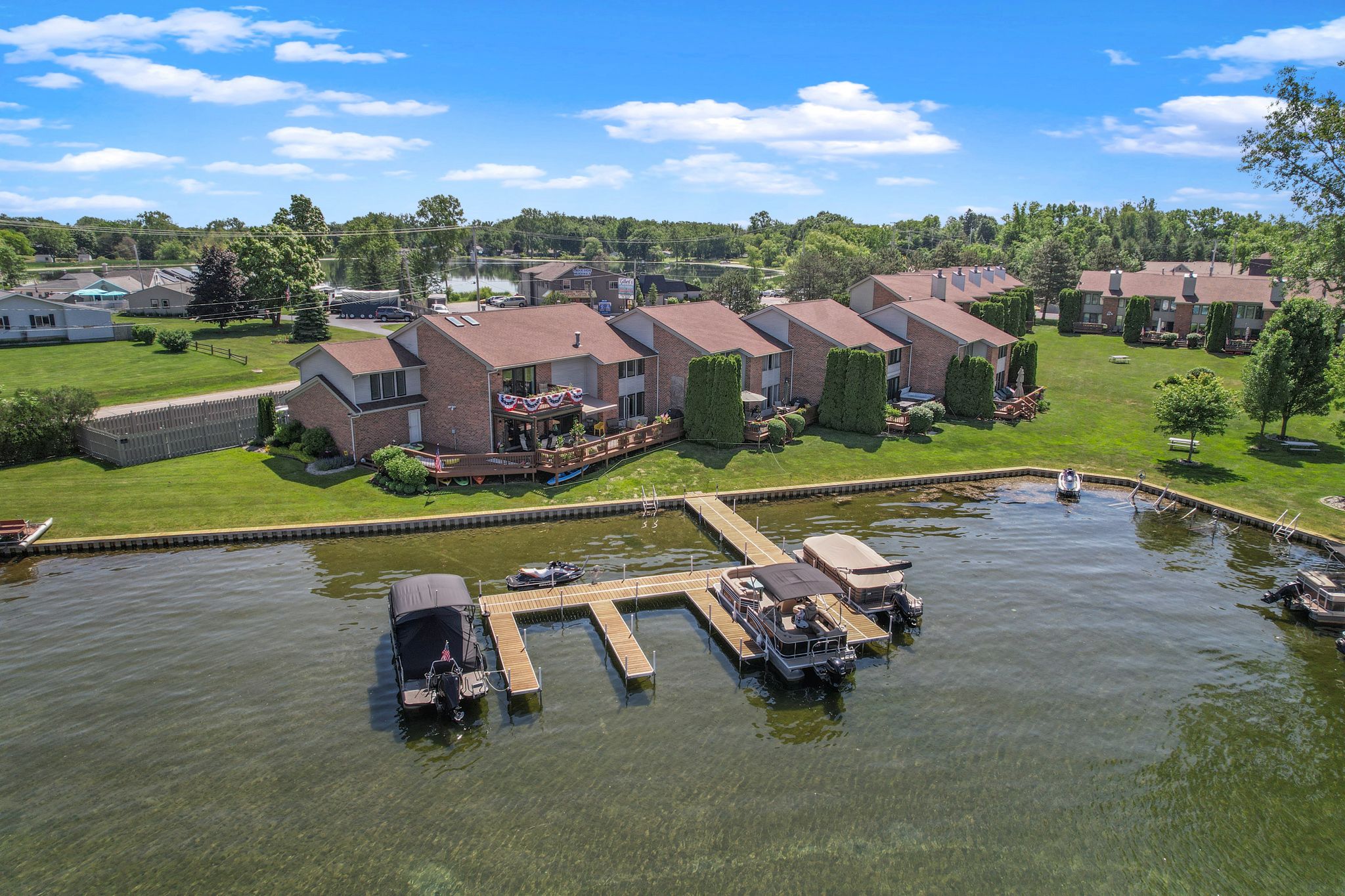 2251 N LONG LAKE Road