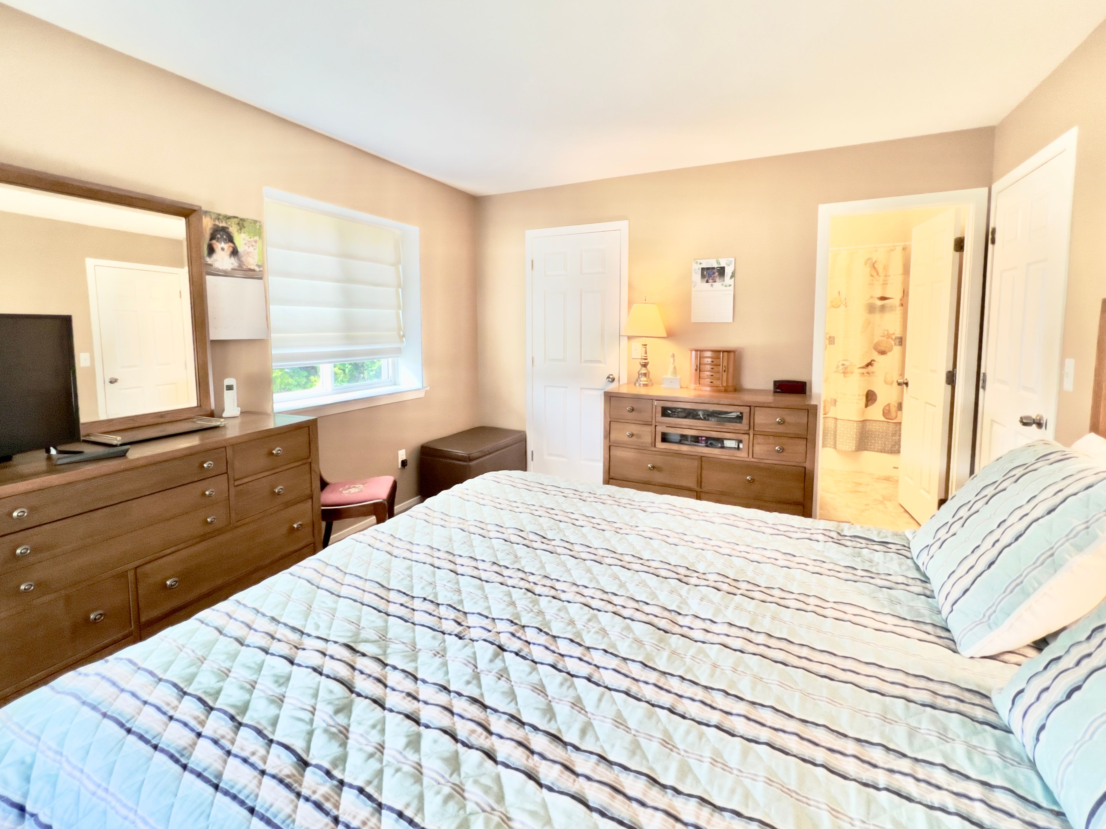 1091 LAKE PARK Drive