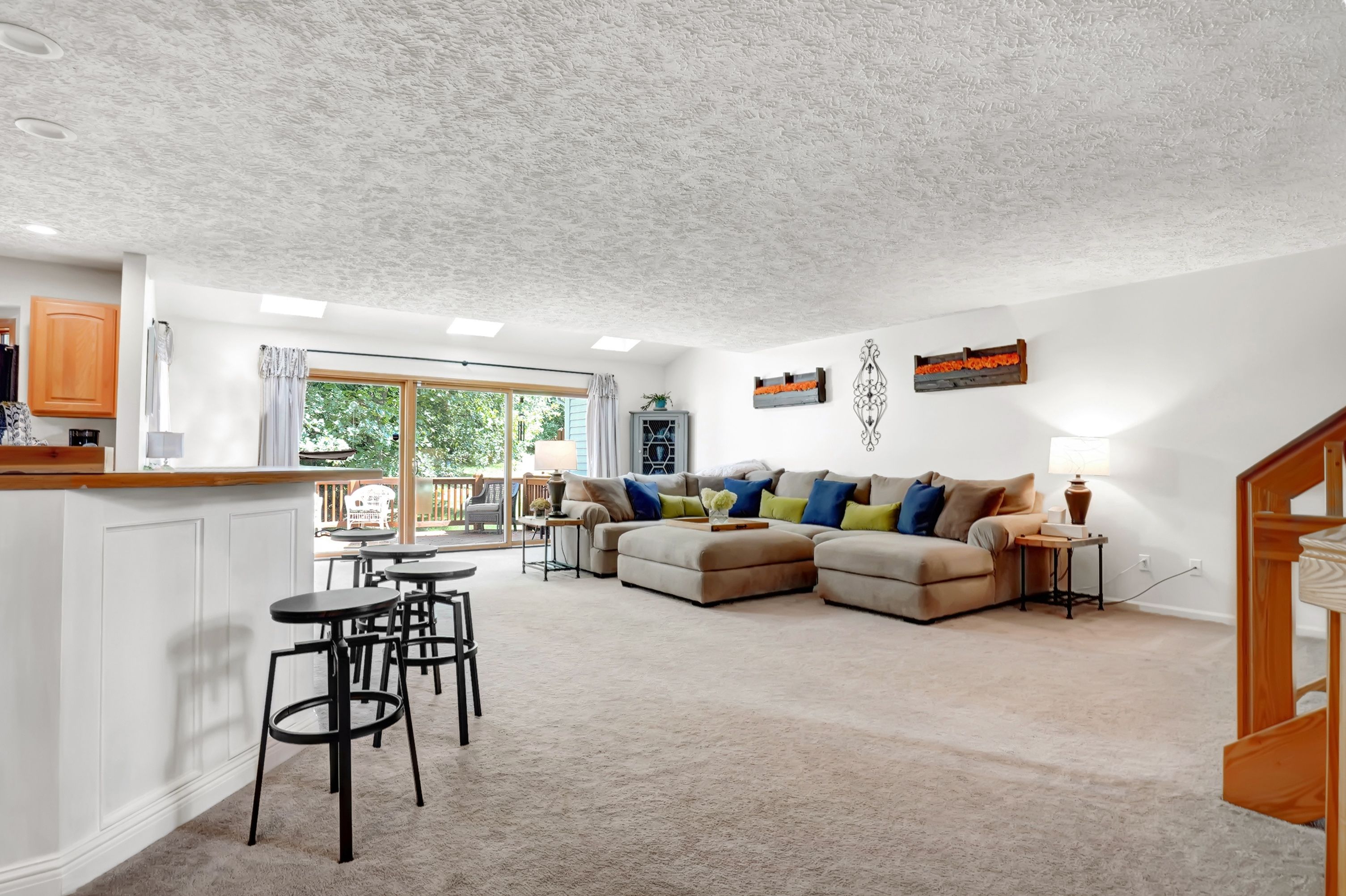 6595 SCENIC PINES