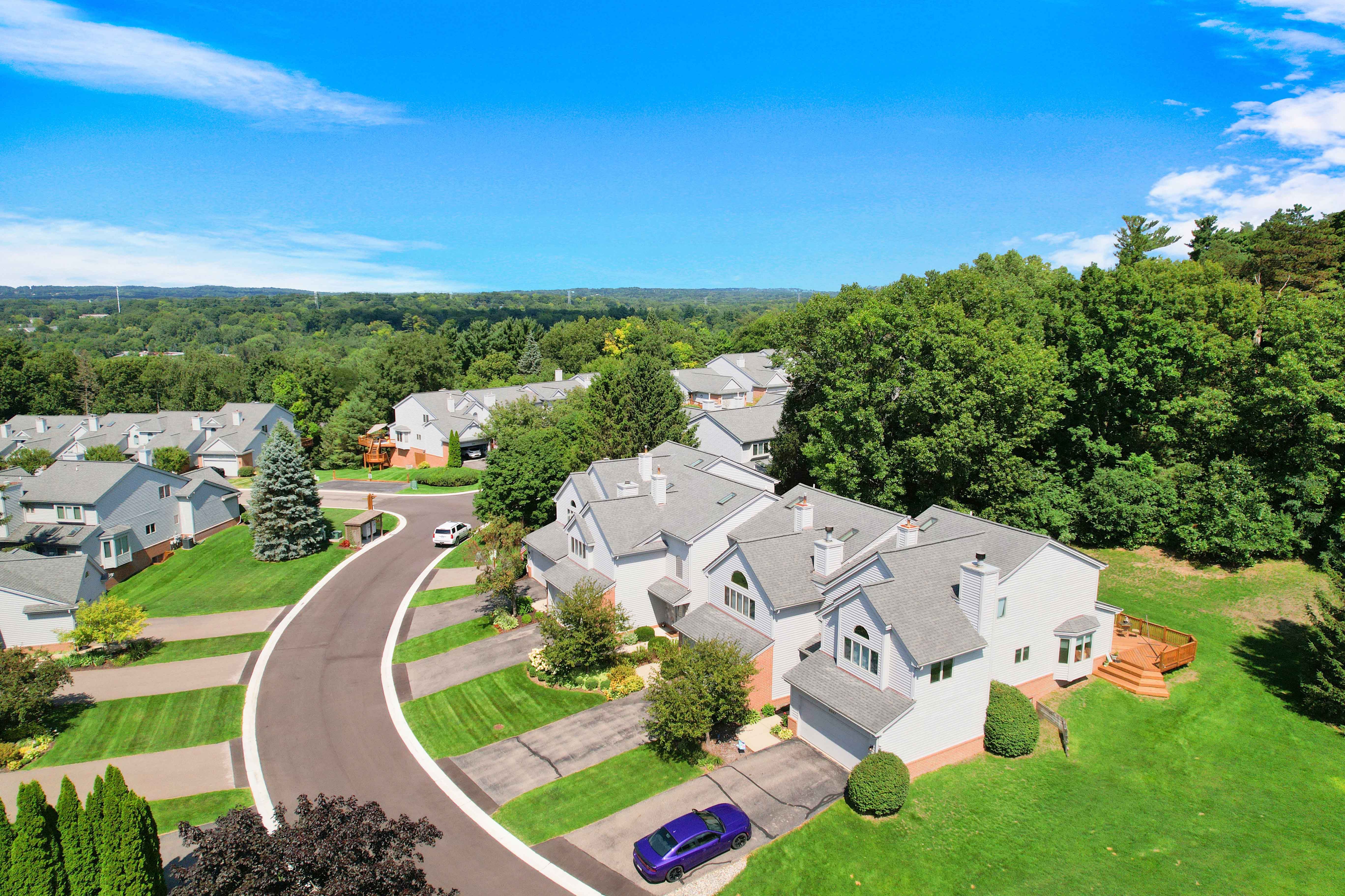 6595 SCENIC PINES