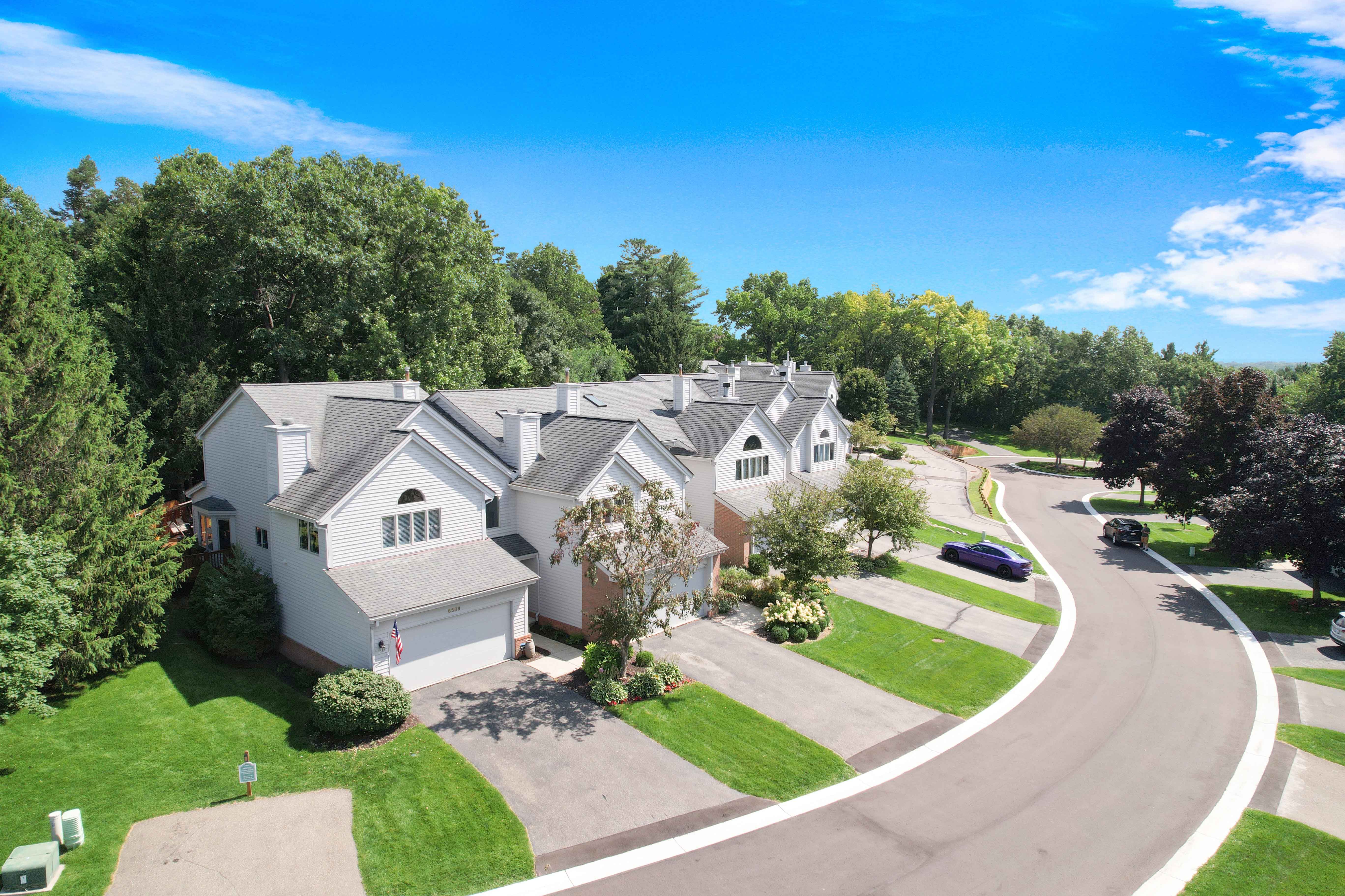 6595 SCENIC PINES