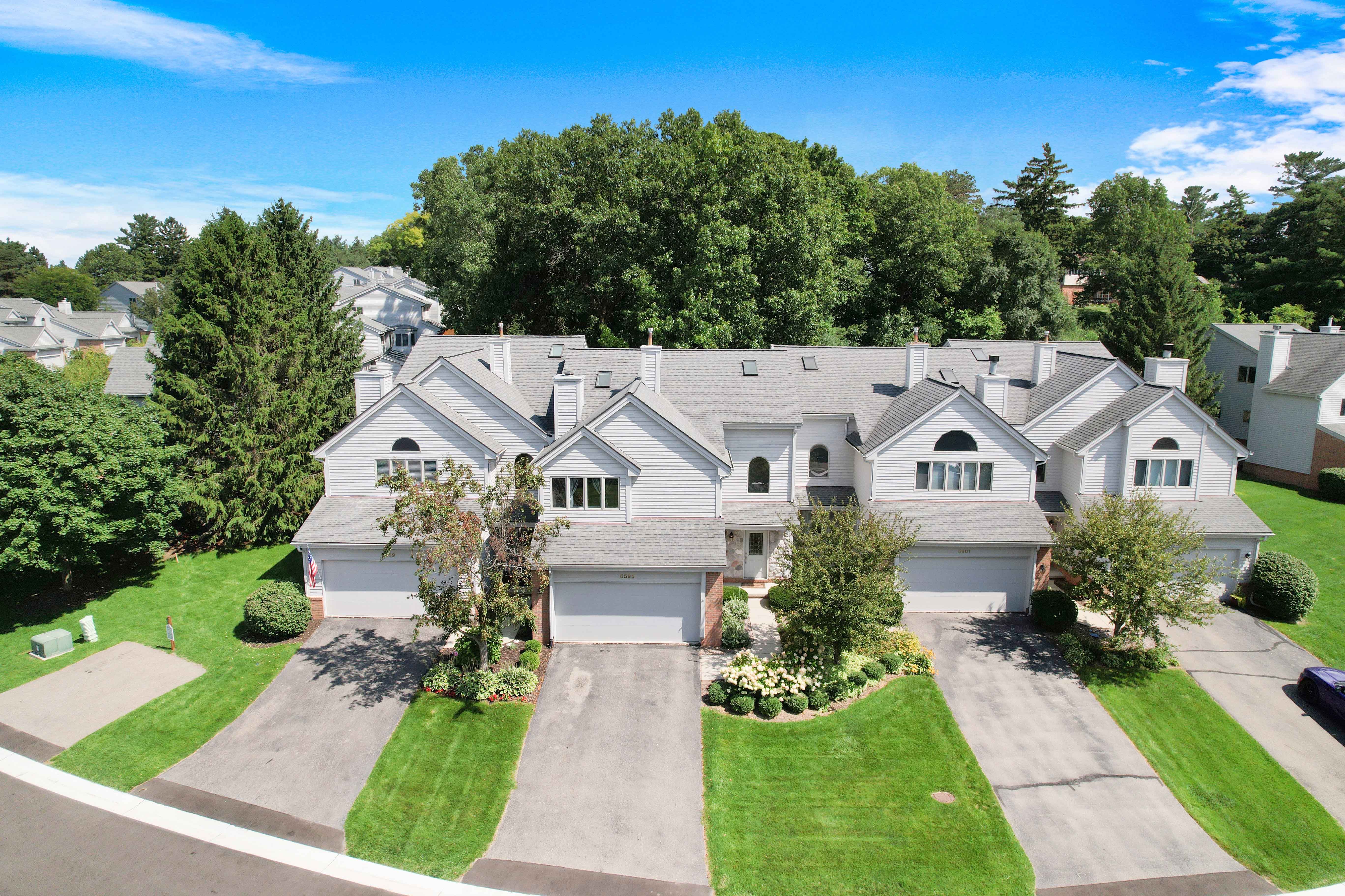 6595 SCENIC PINES