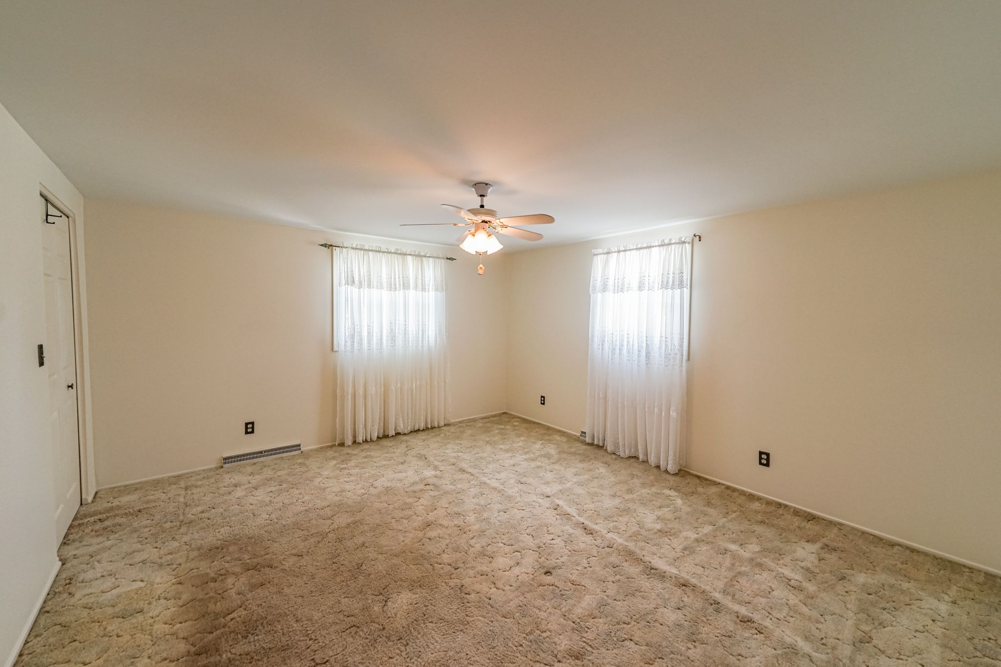 3415 SOUTHGATE Drive