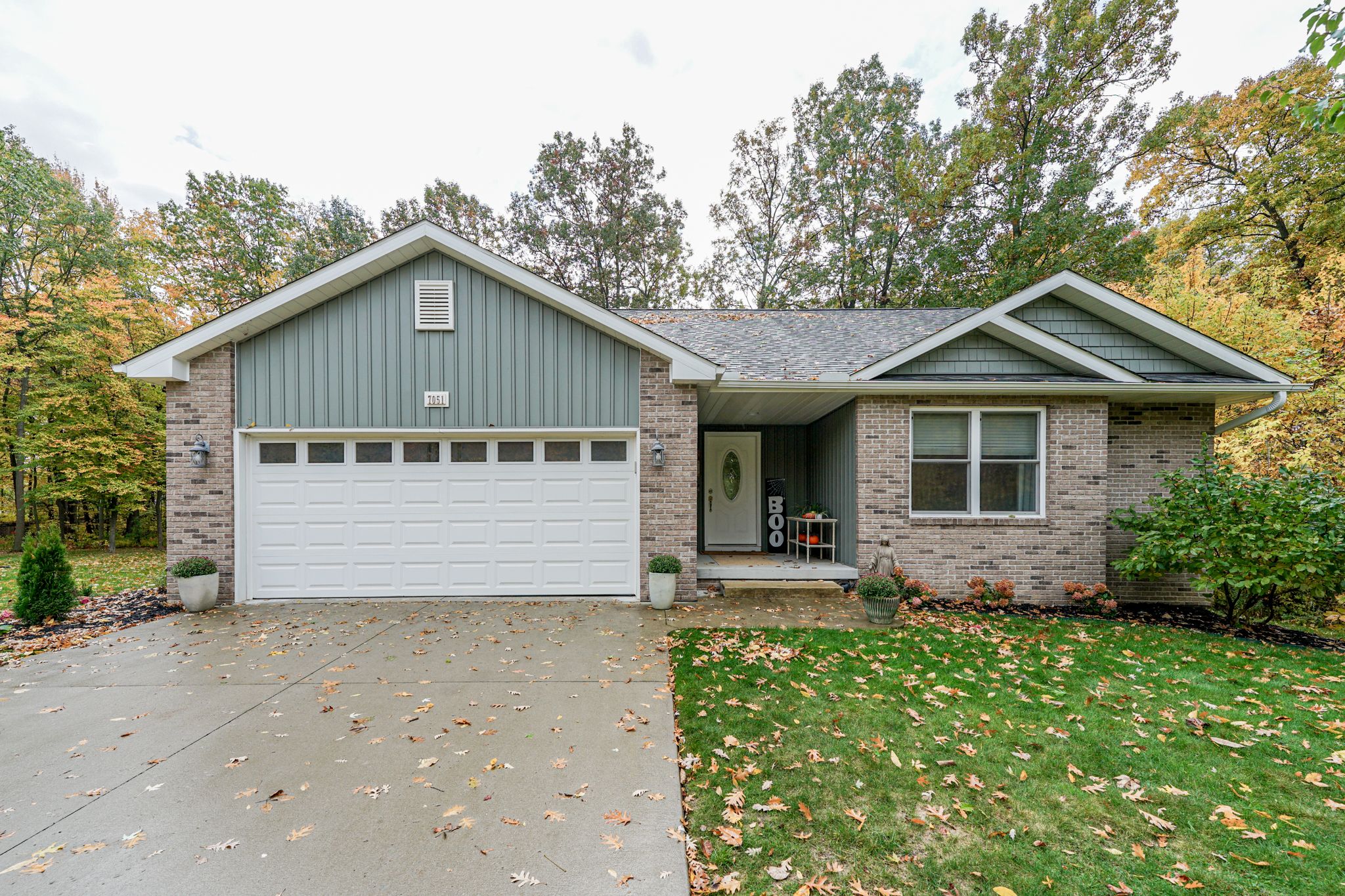 7051 SARATOGA Drive