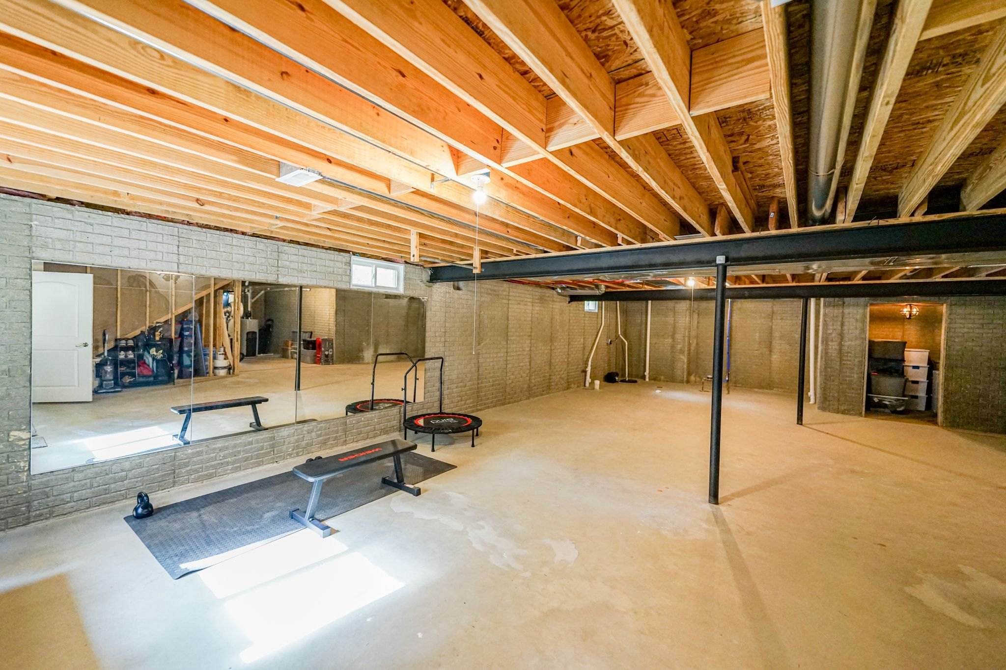 7051 SARATOGA Drive