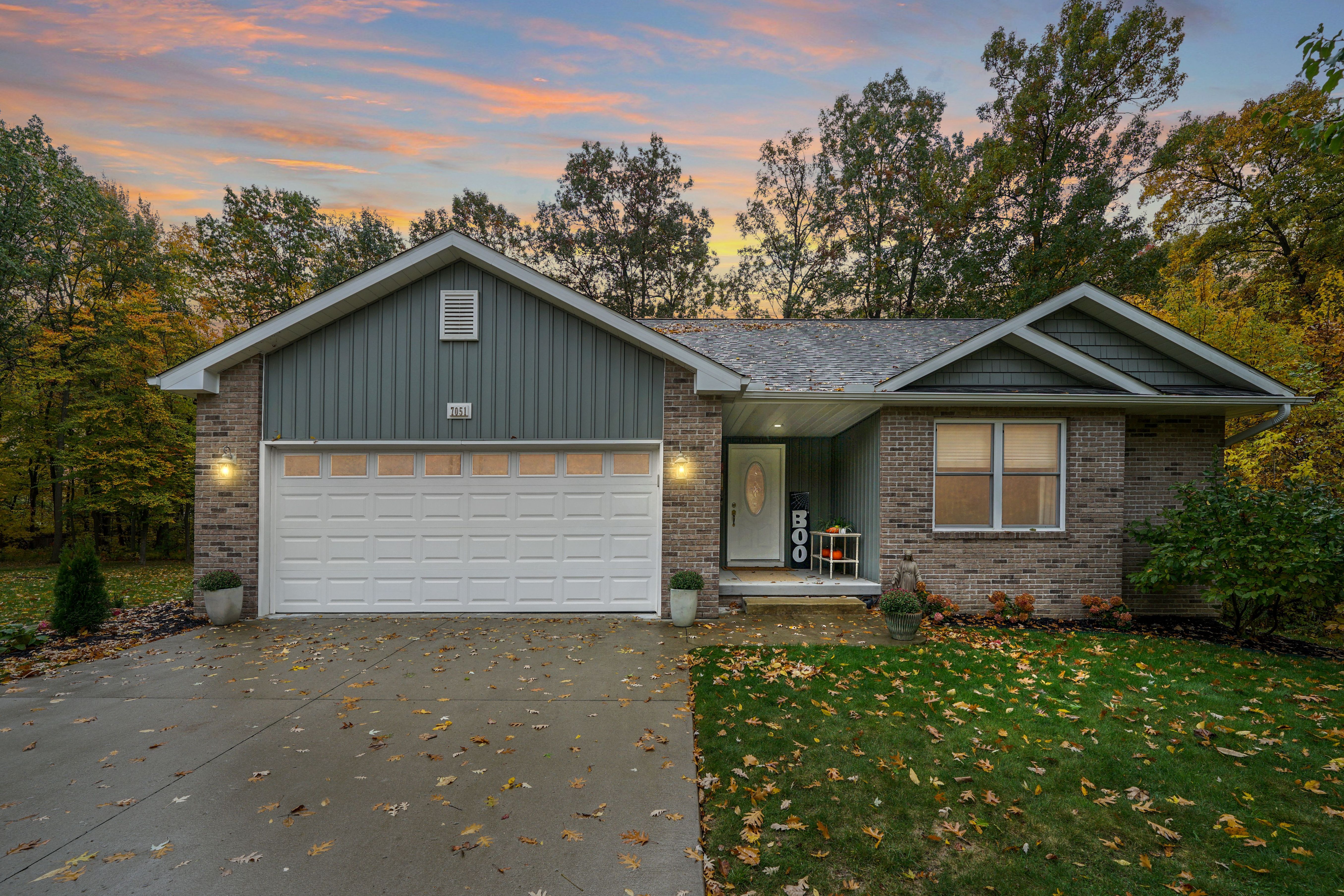 7051 SARATOGA Drive