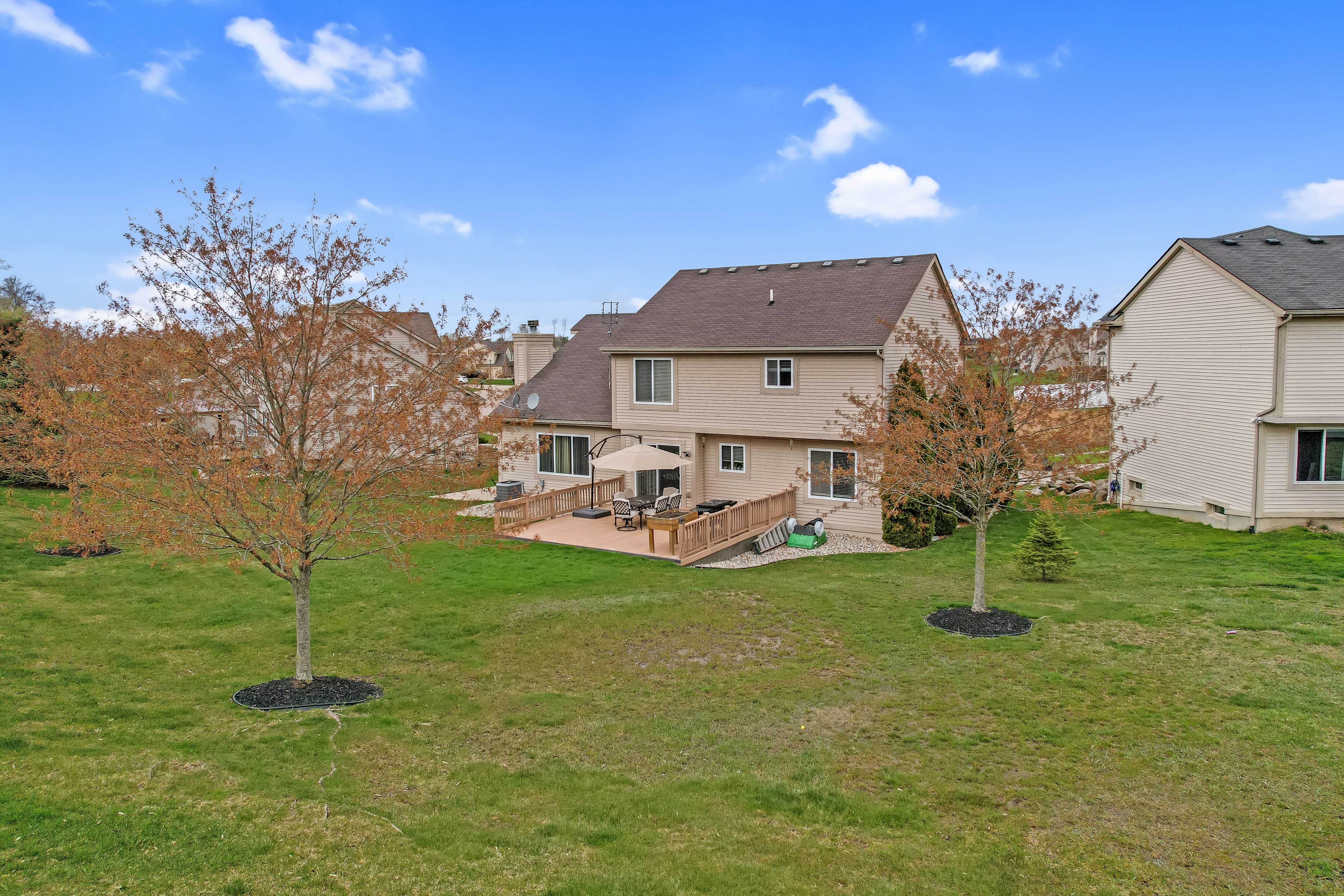 6245 LISMORE Circle