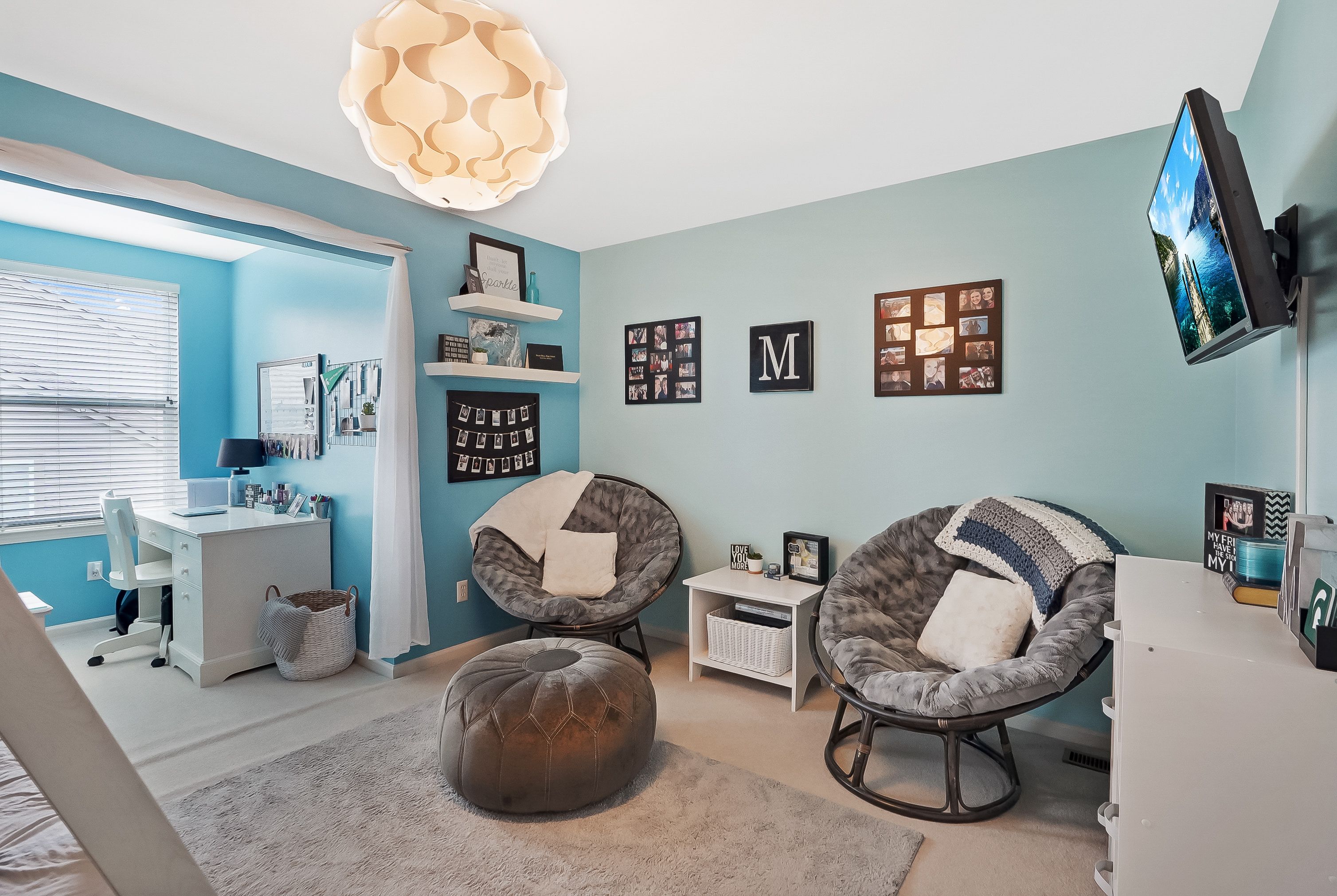 6245 LISMORE Circle