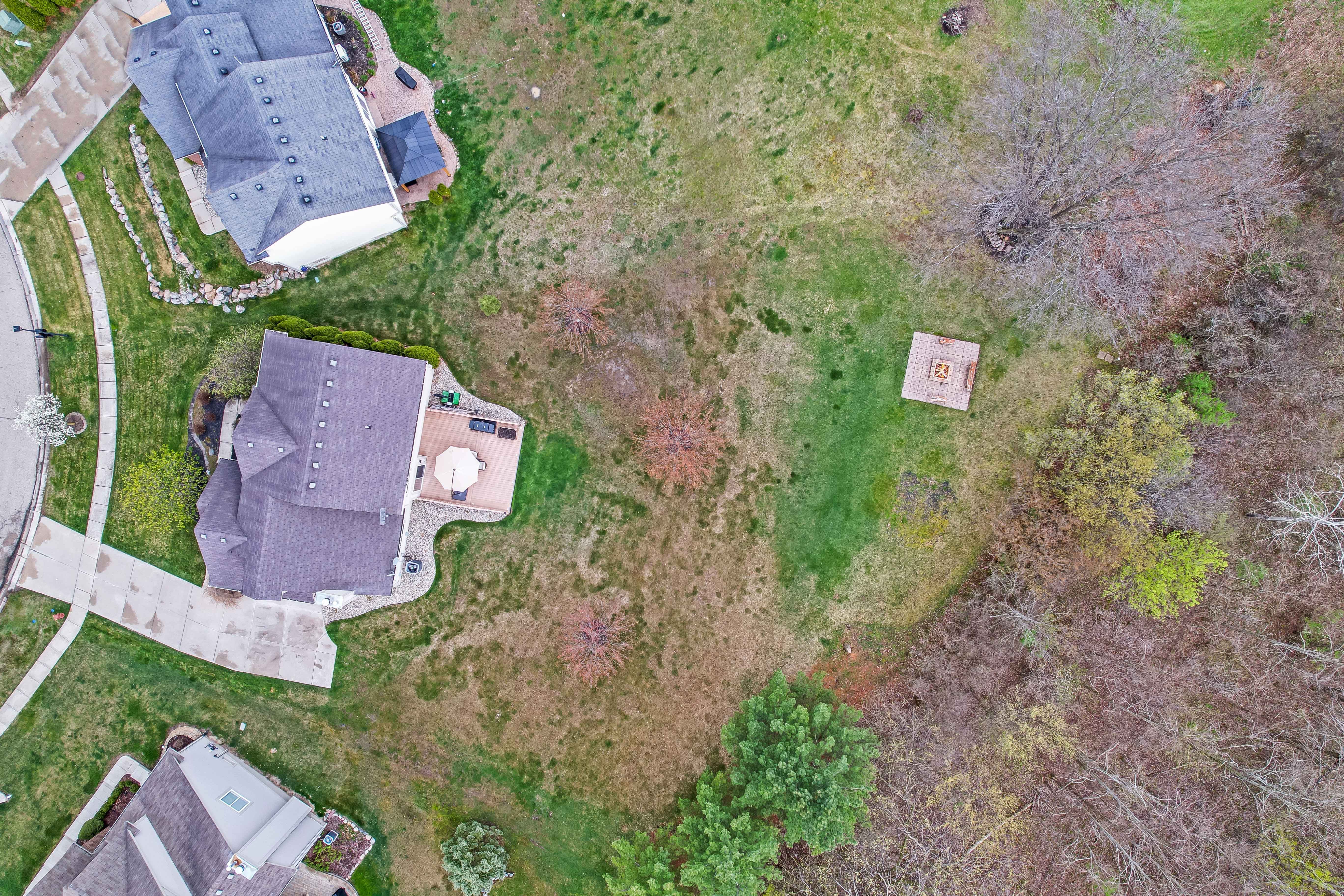 6245 LISMORE Circle