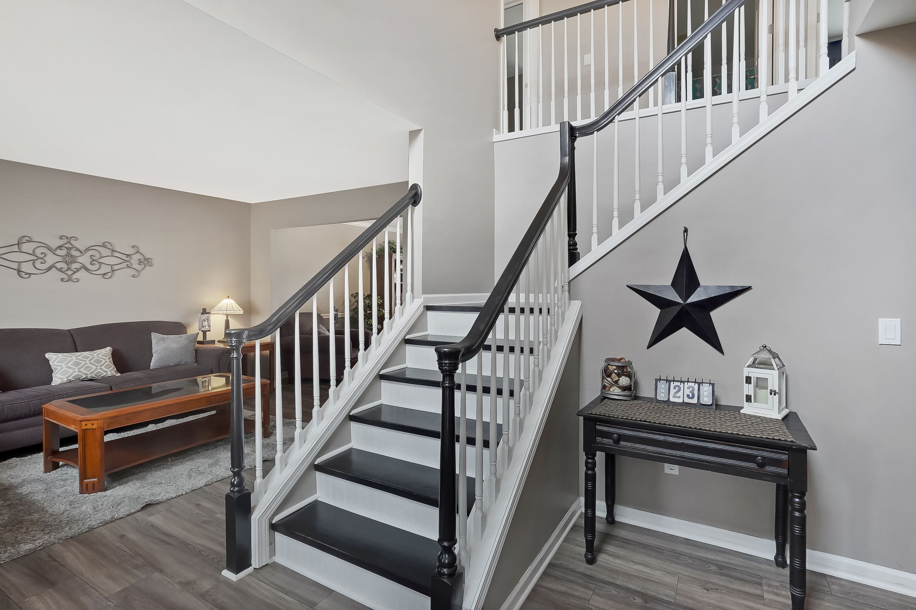 6245 LISMORE Circle