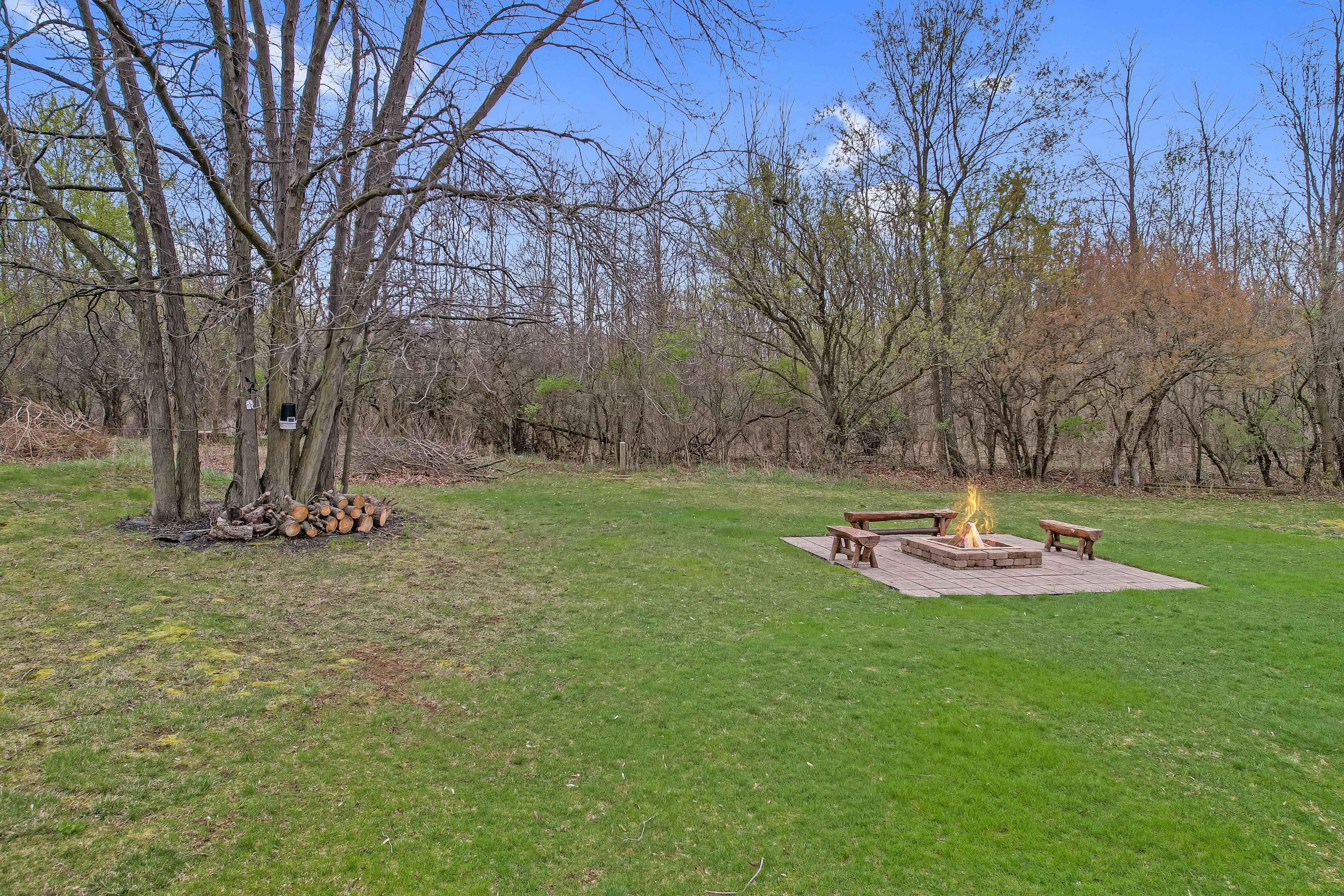 6245 LISMORE Circle