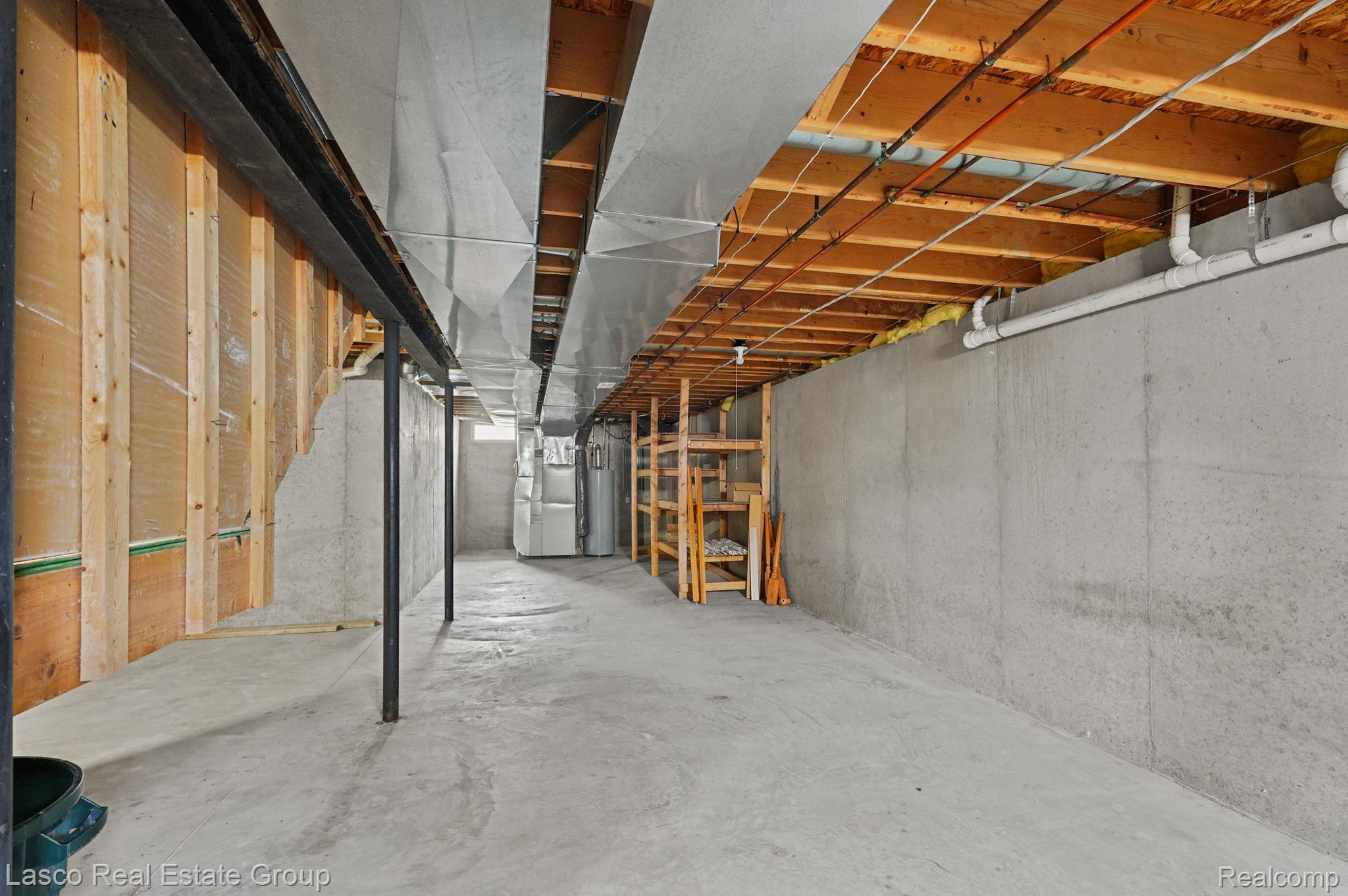 6213 Lismore Circle