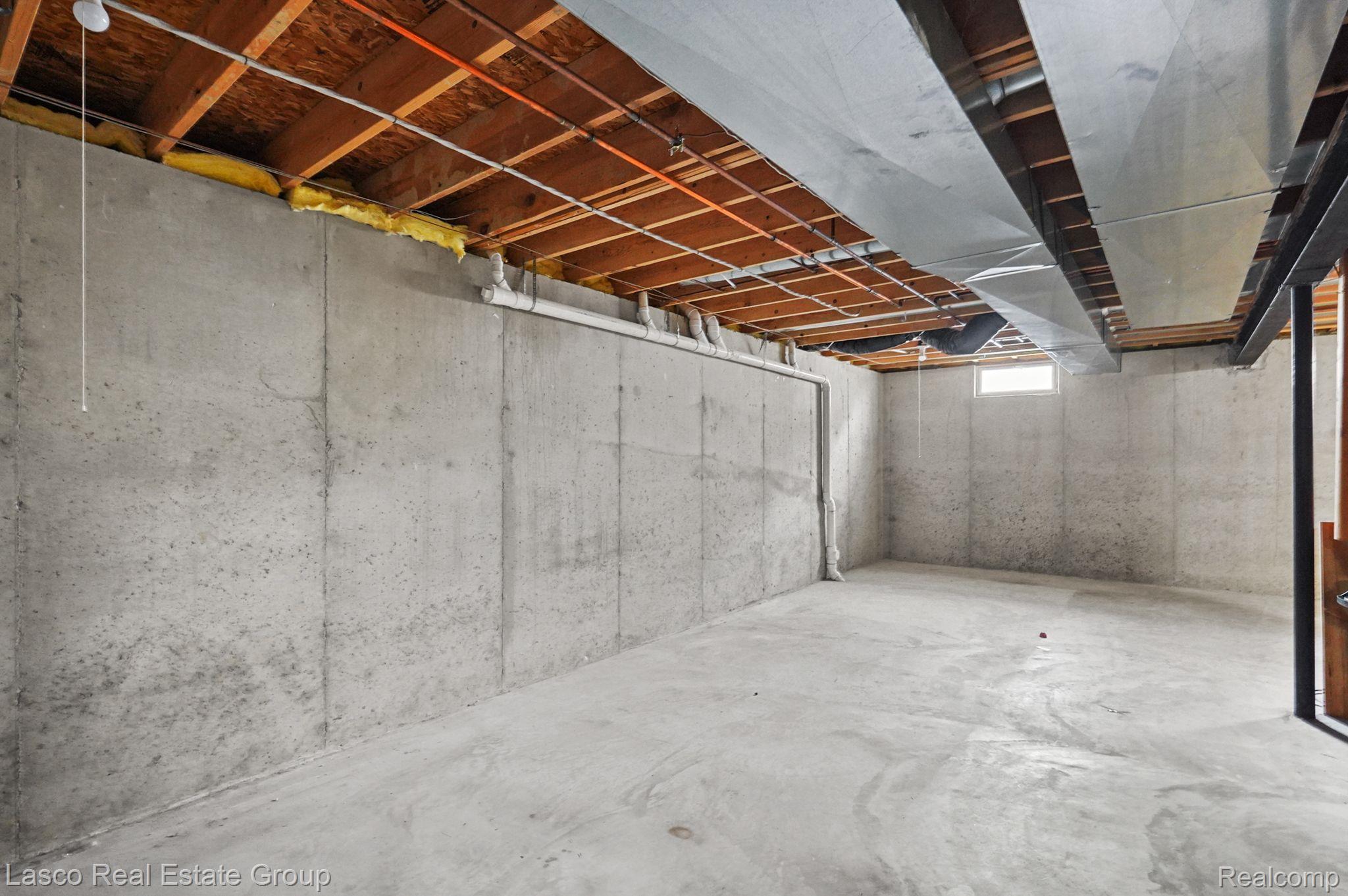 6213 Lismore Circle