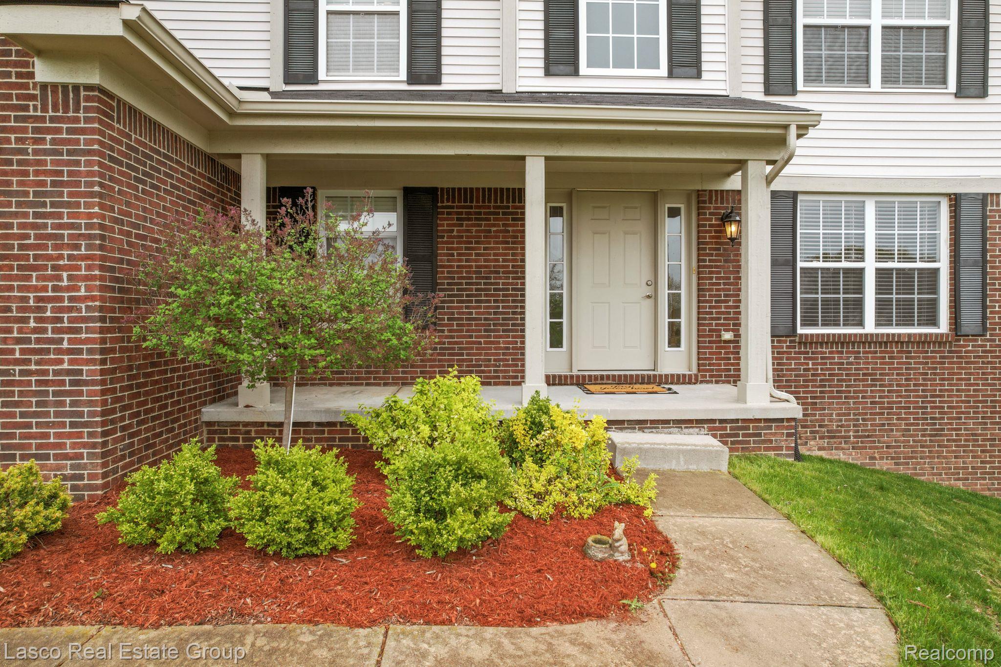 6213 Lismore Circle