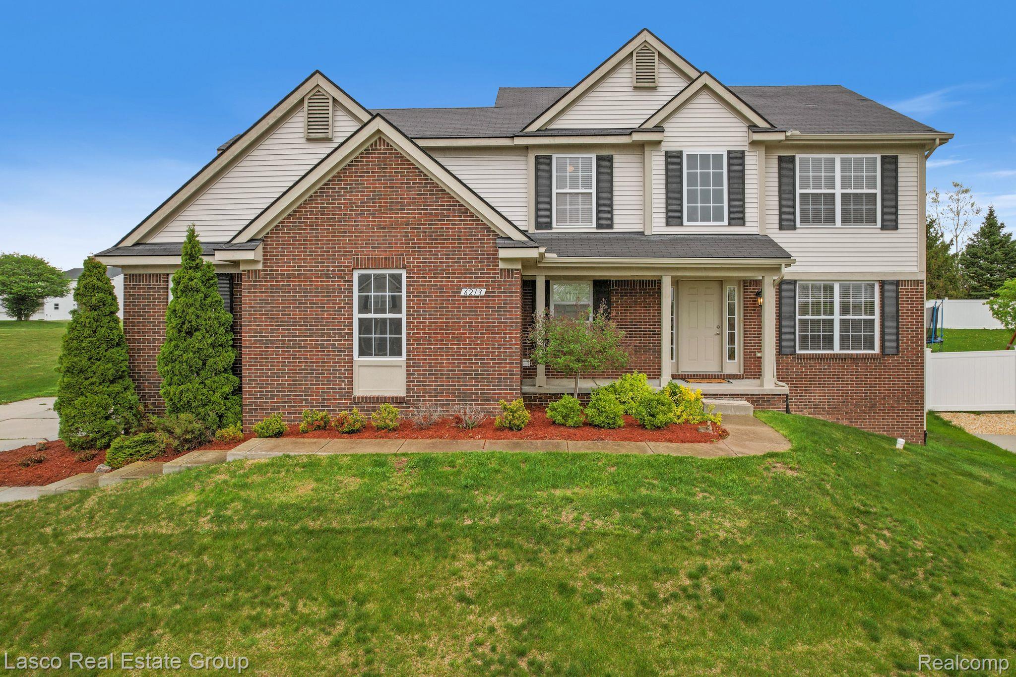 6213 Lismore Circle