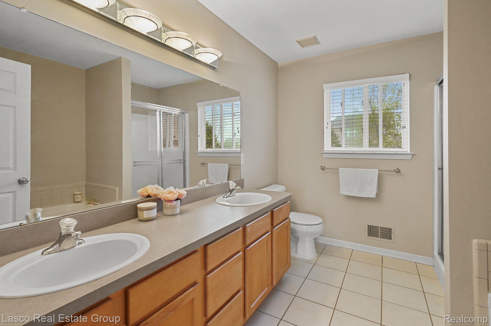 6213 Lismore Circle