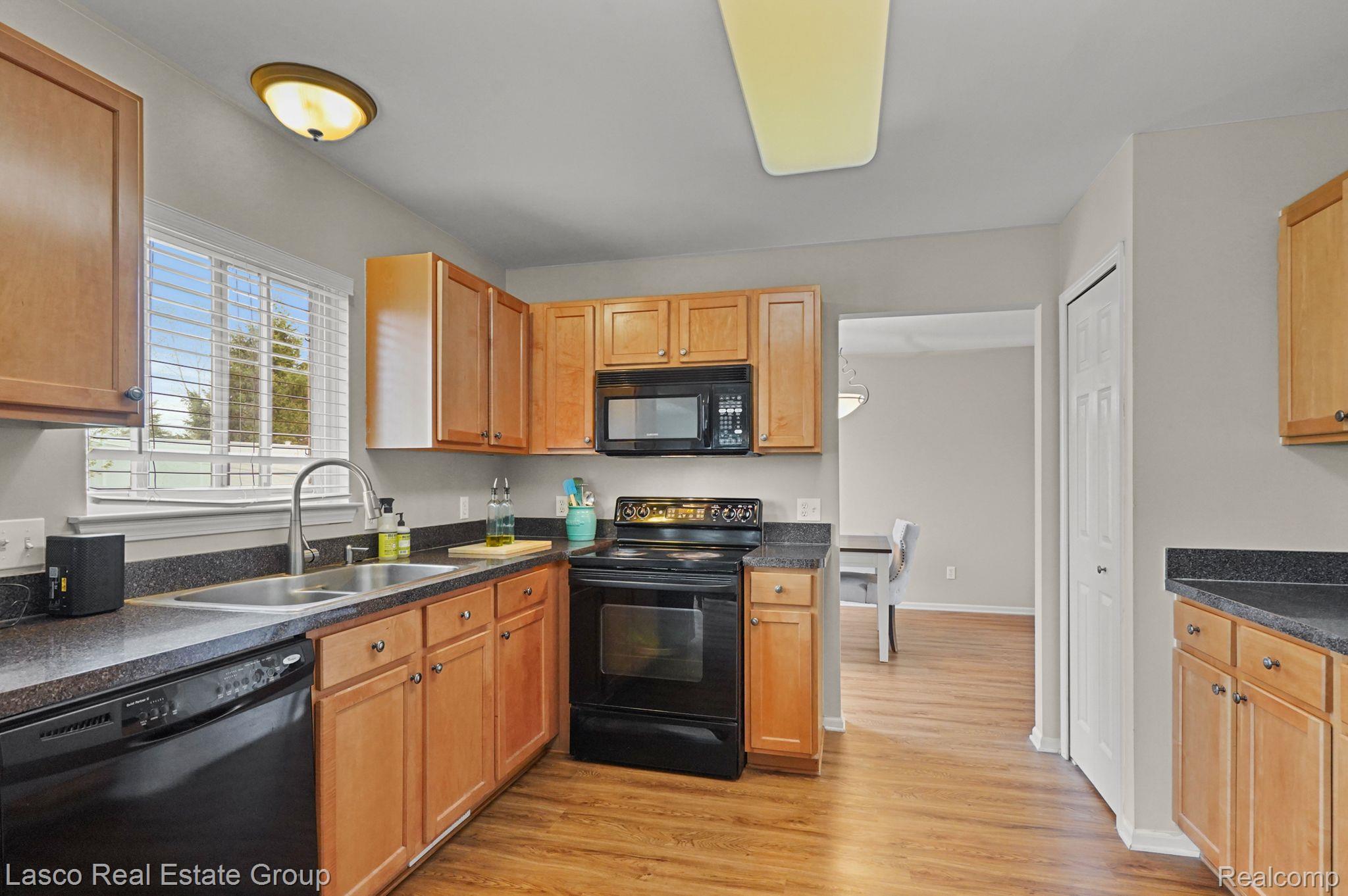 6213 Lismore Circle