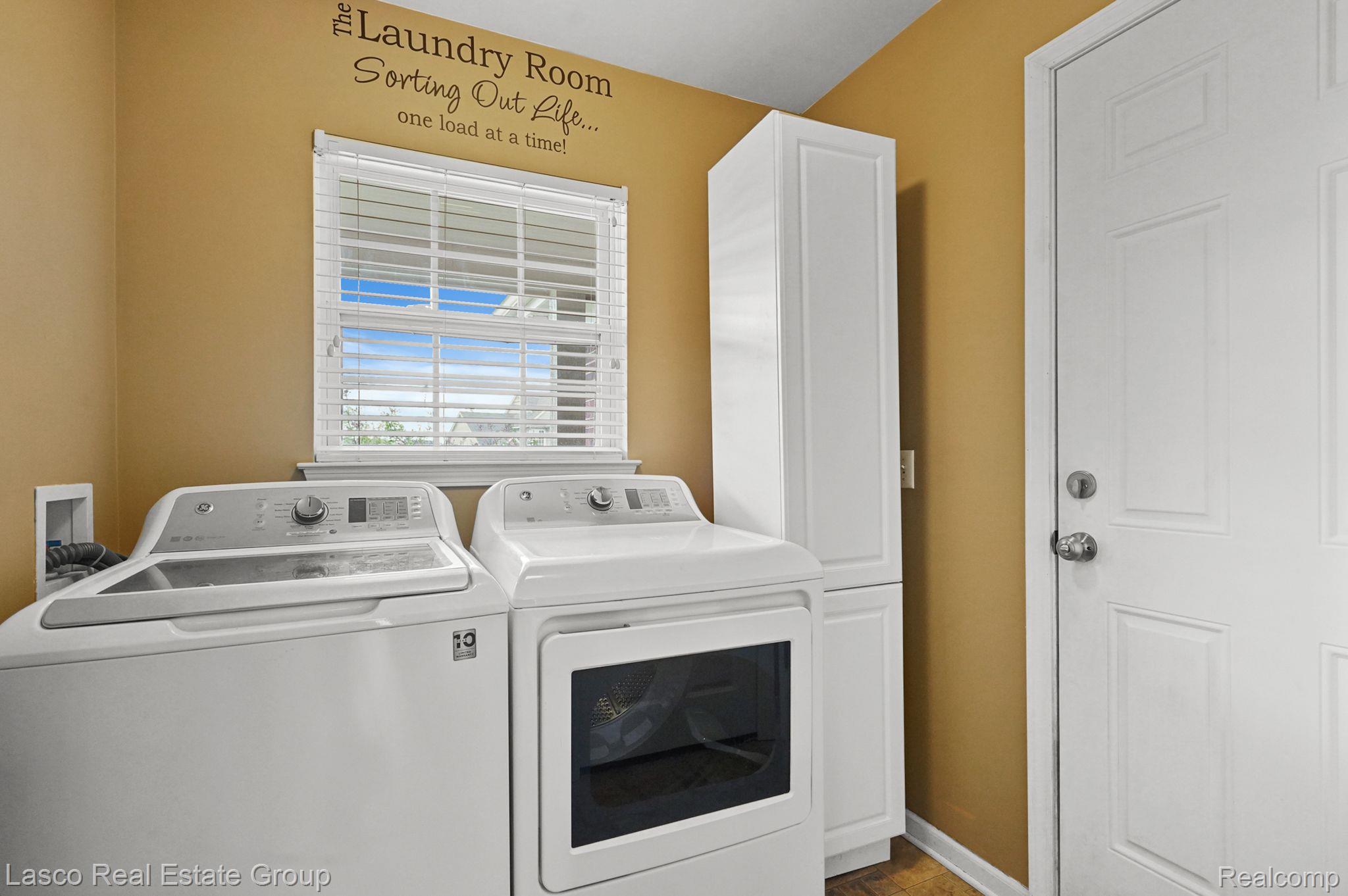 6213 Lismore Circle