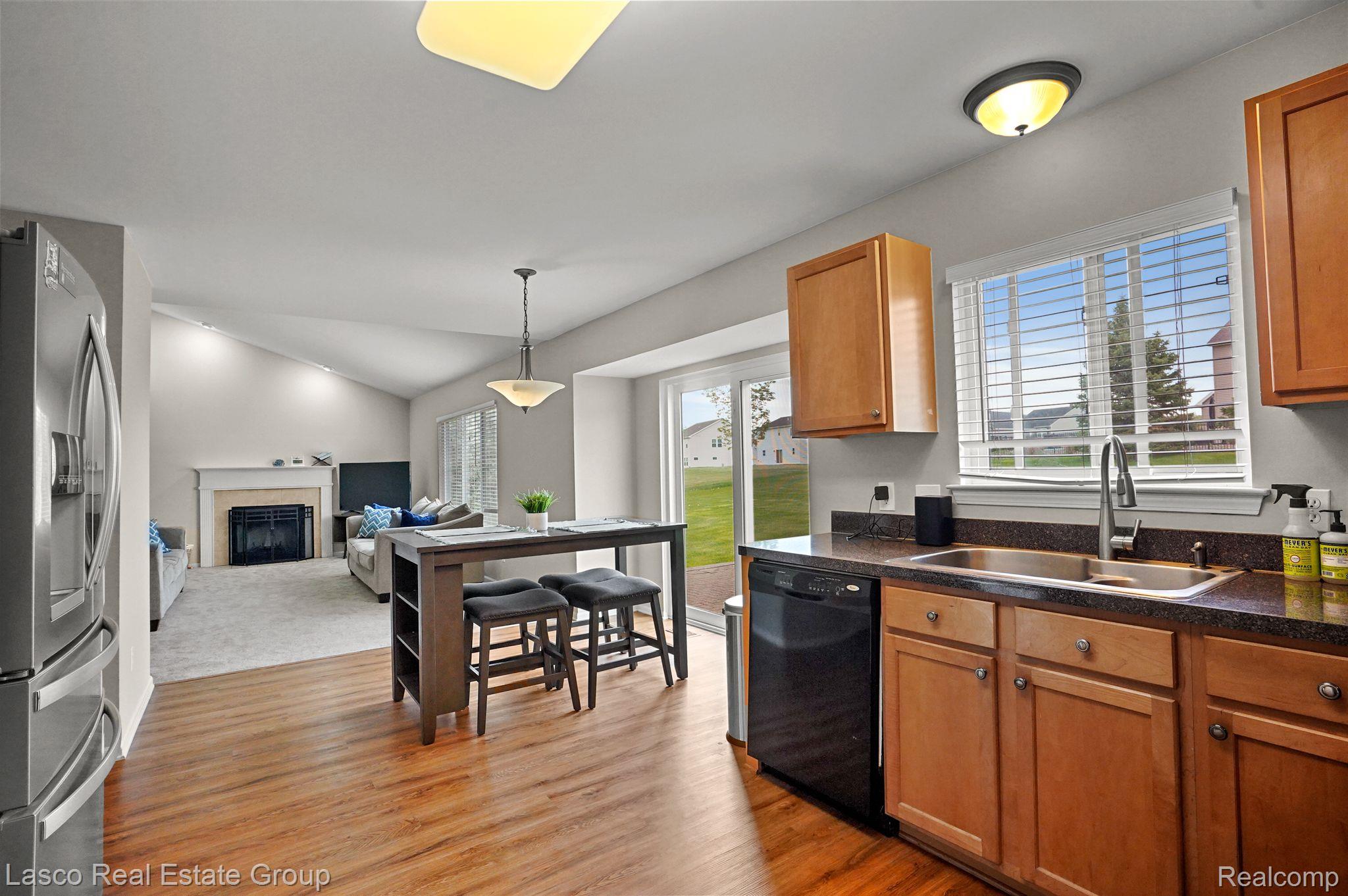 6213 Lismore Circle
