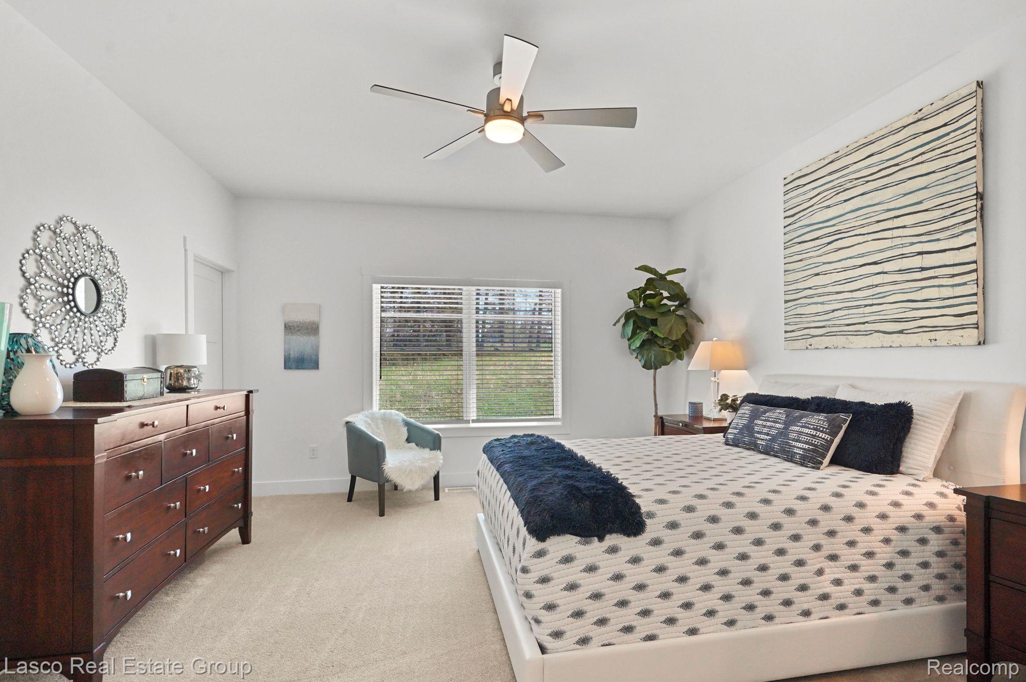 12820 Ivy Lane