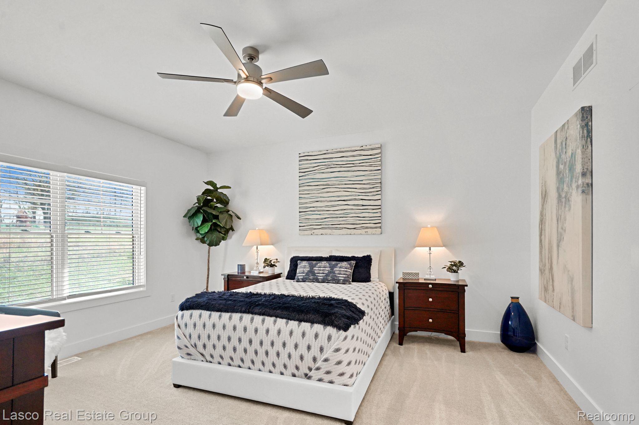 12820 Ivy Lane