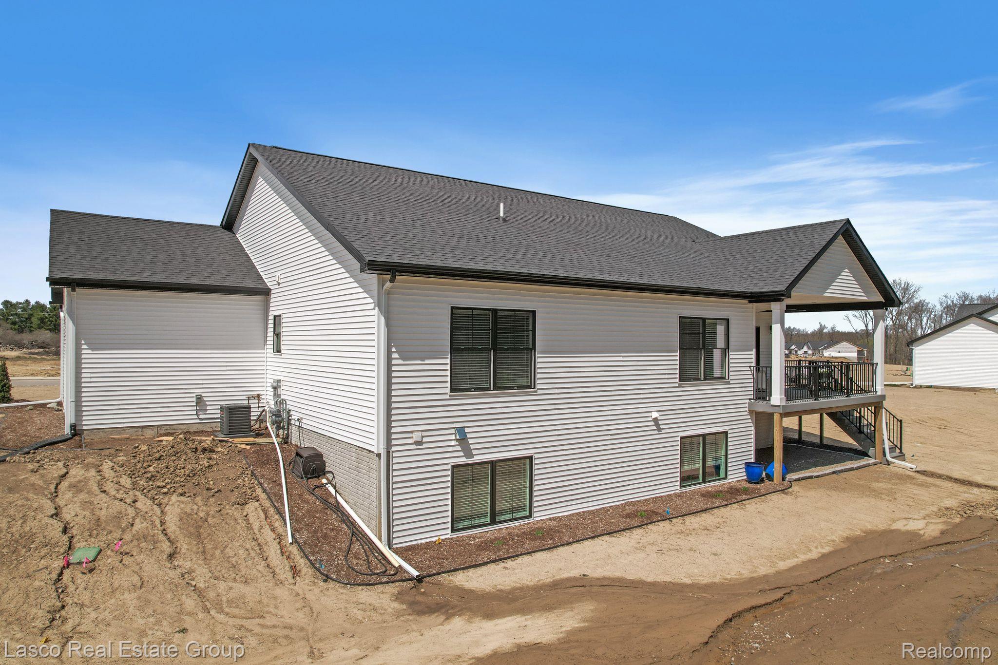 12820 Ivy Lane