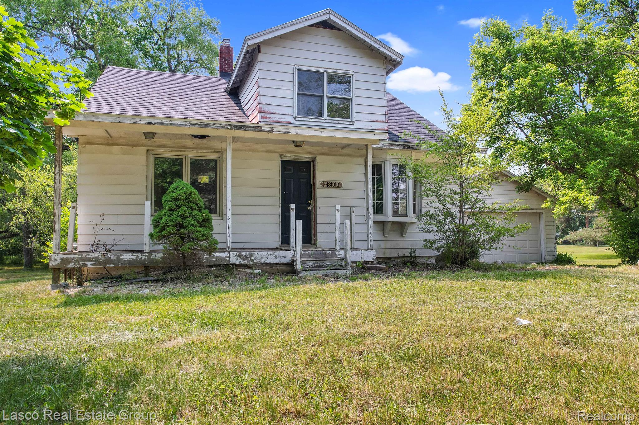 4390 S VASSAR Road