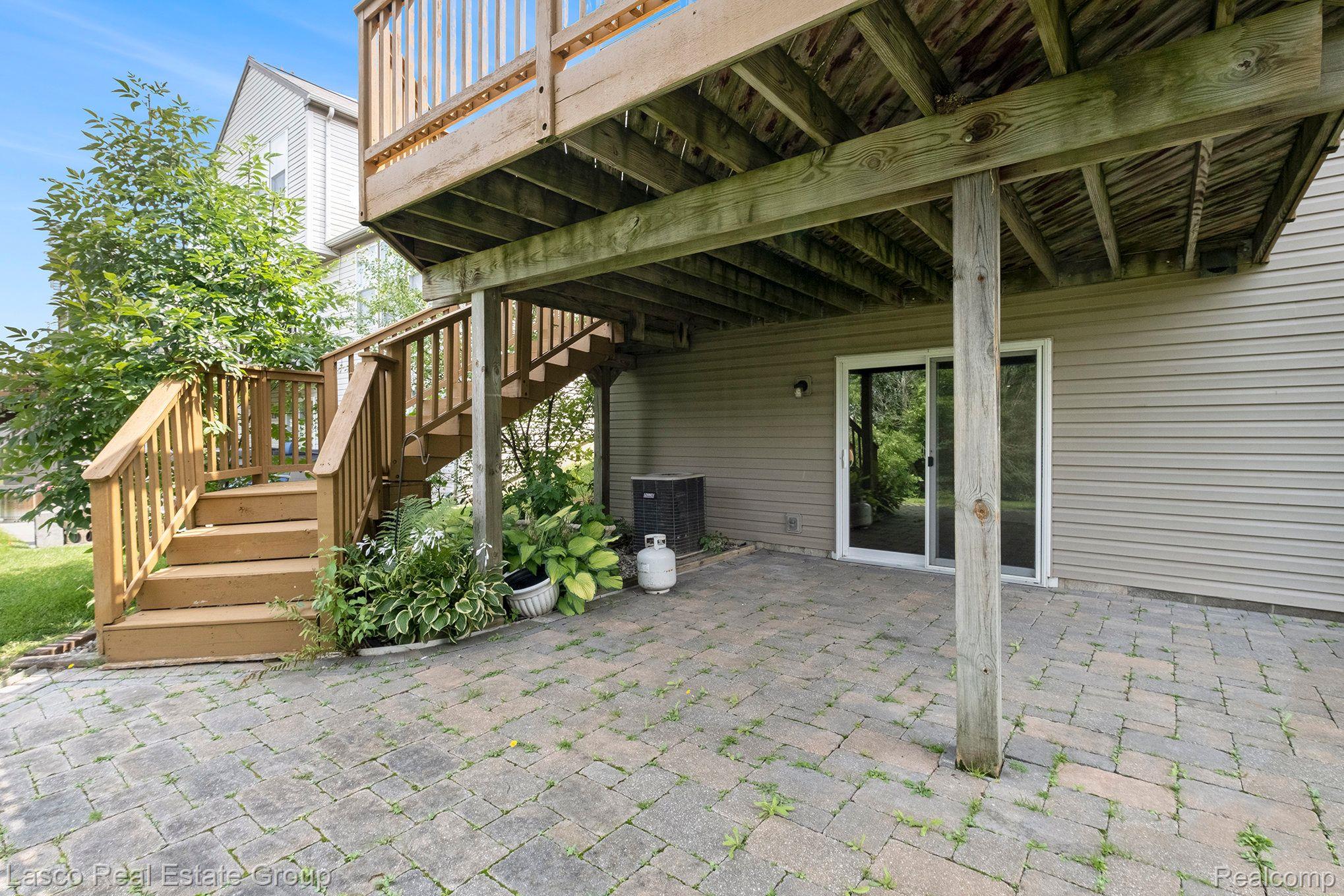 10351 EDGEWATER Trail