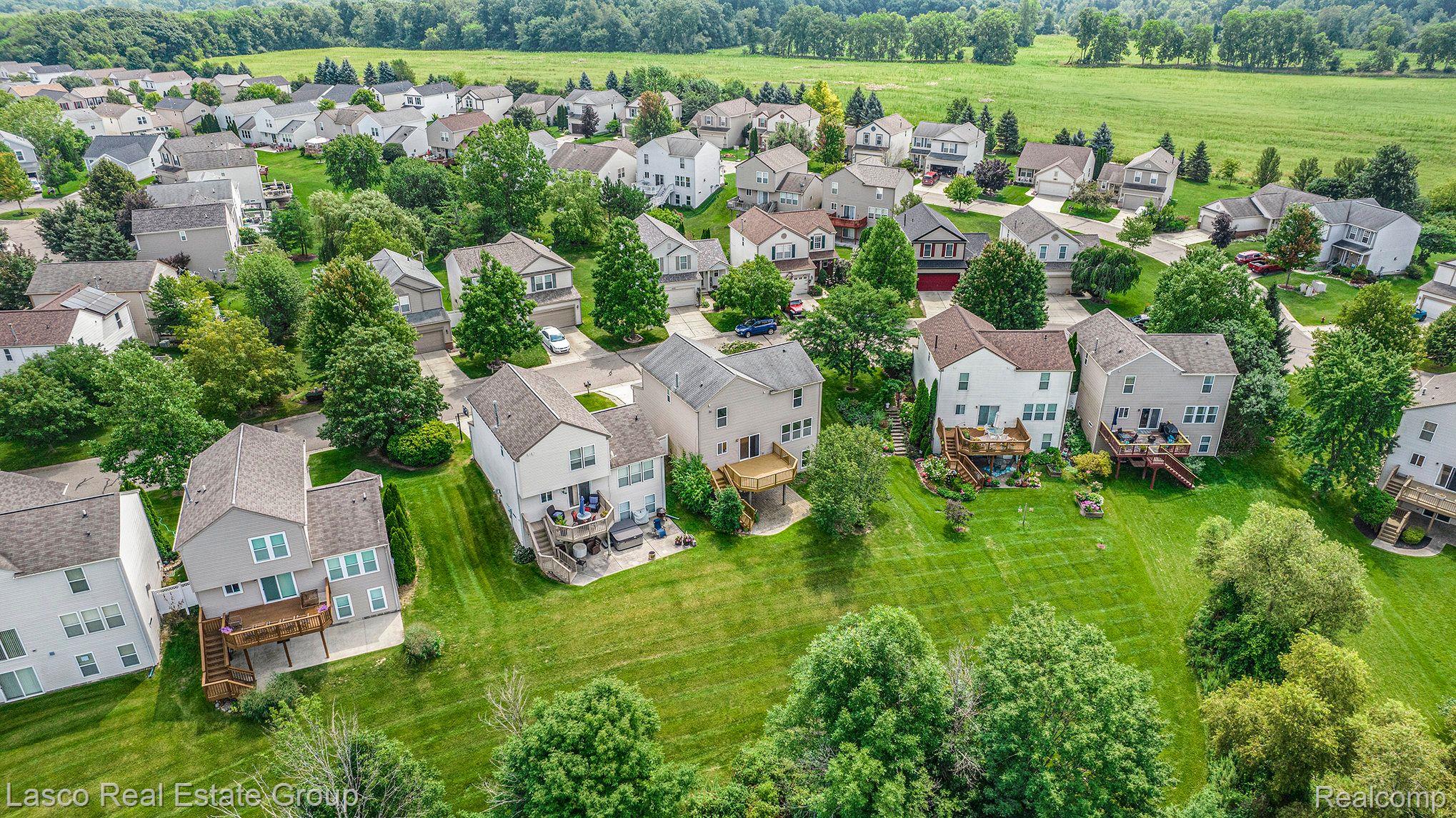 10351 EDGEWATER Trail