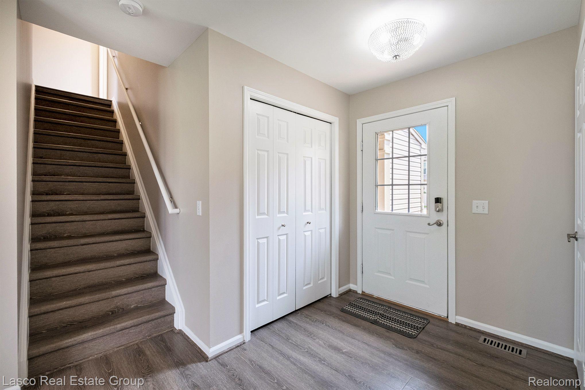 10351 EDGEWATER Trail