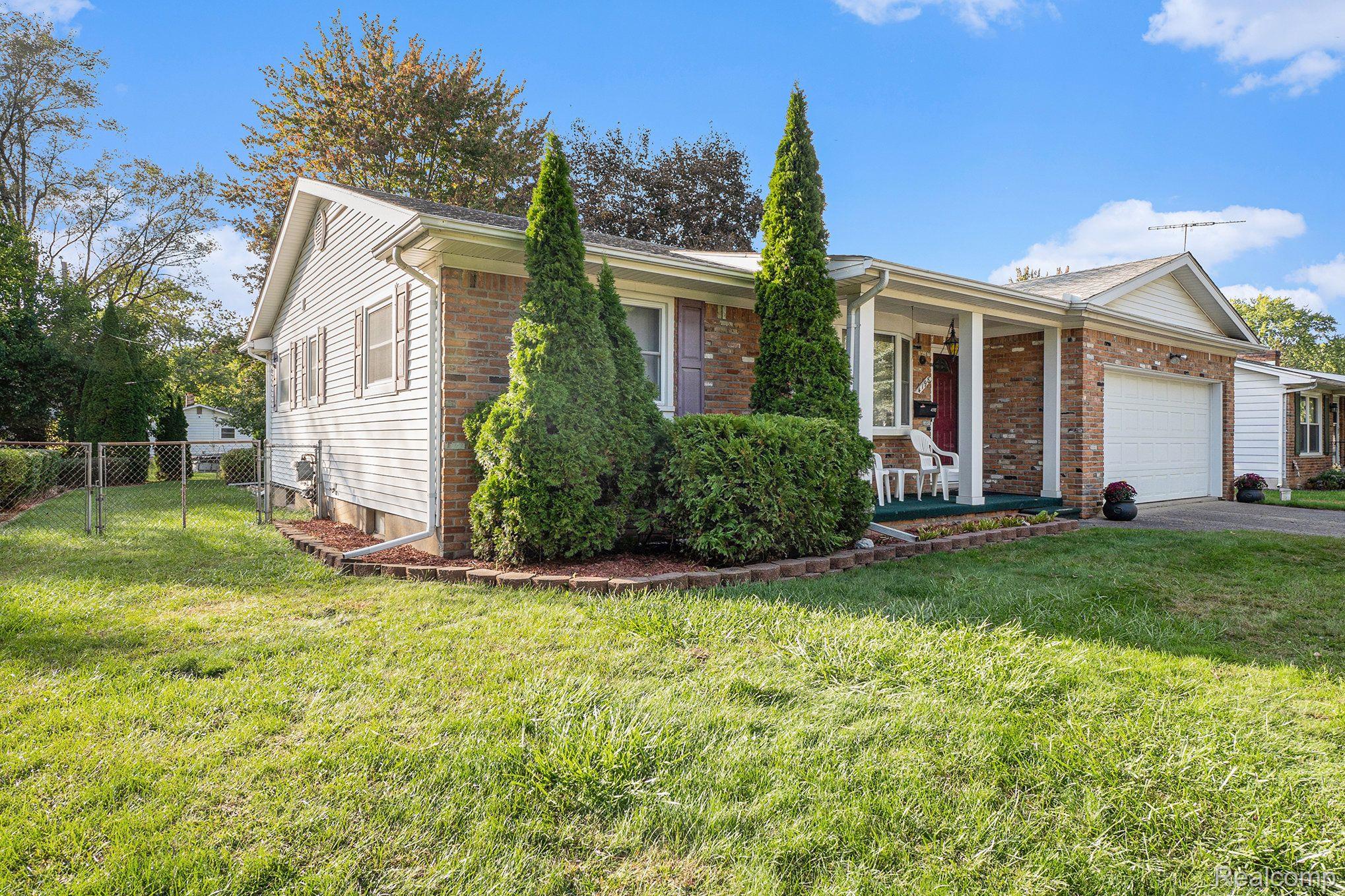4198 CHARTER OAK Drive
