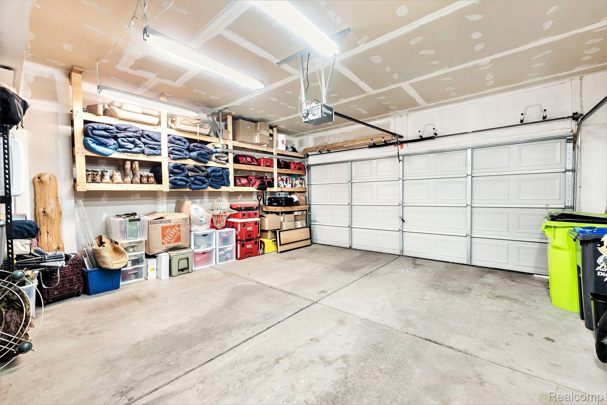 562 Dockside Circle