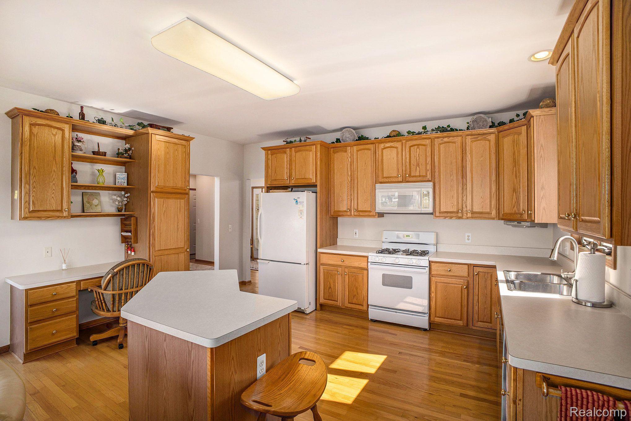 5887 MABLEY HILL Road