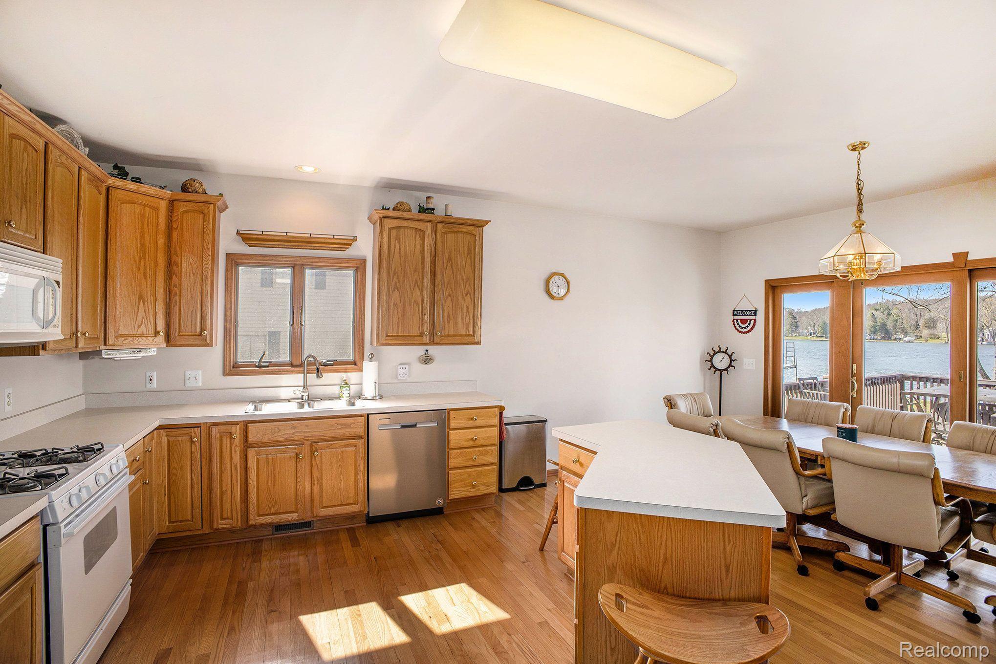 5887 MABLEY HILL Road