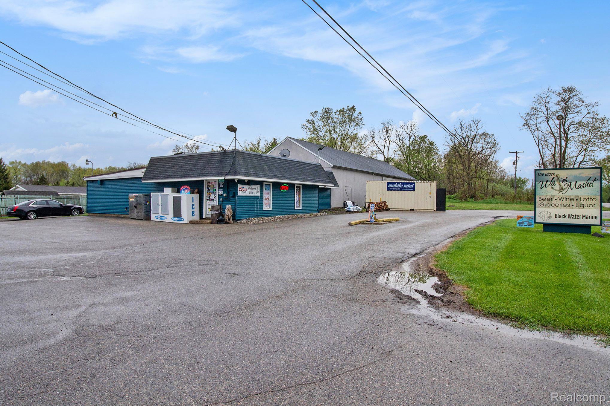 7150 BENNETT LAKE Road
