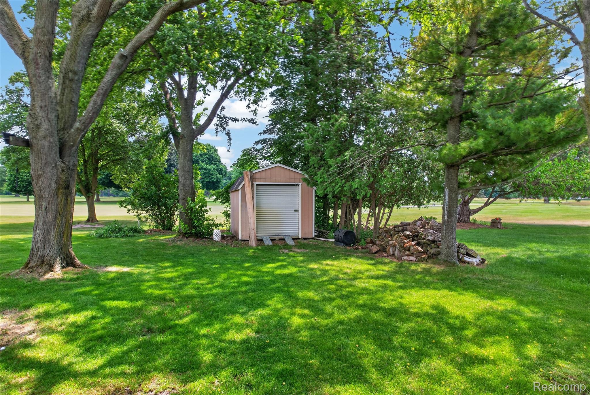 1330 Meadow Green Lane