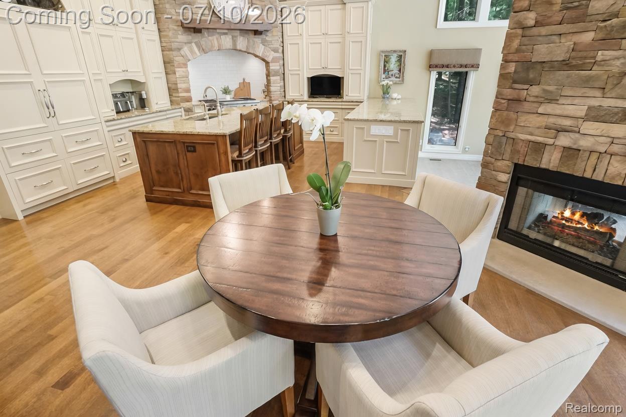 12172 Woodline Drive
