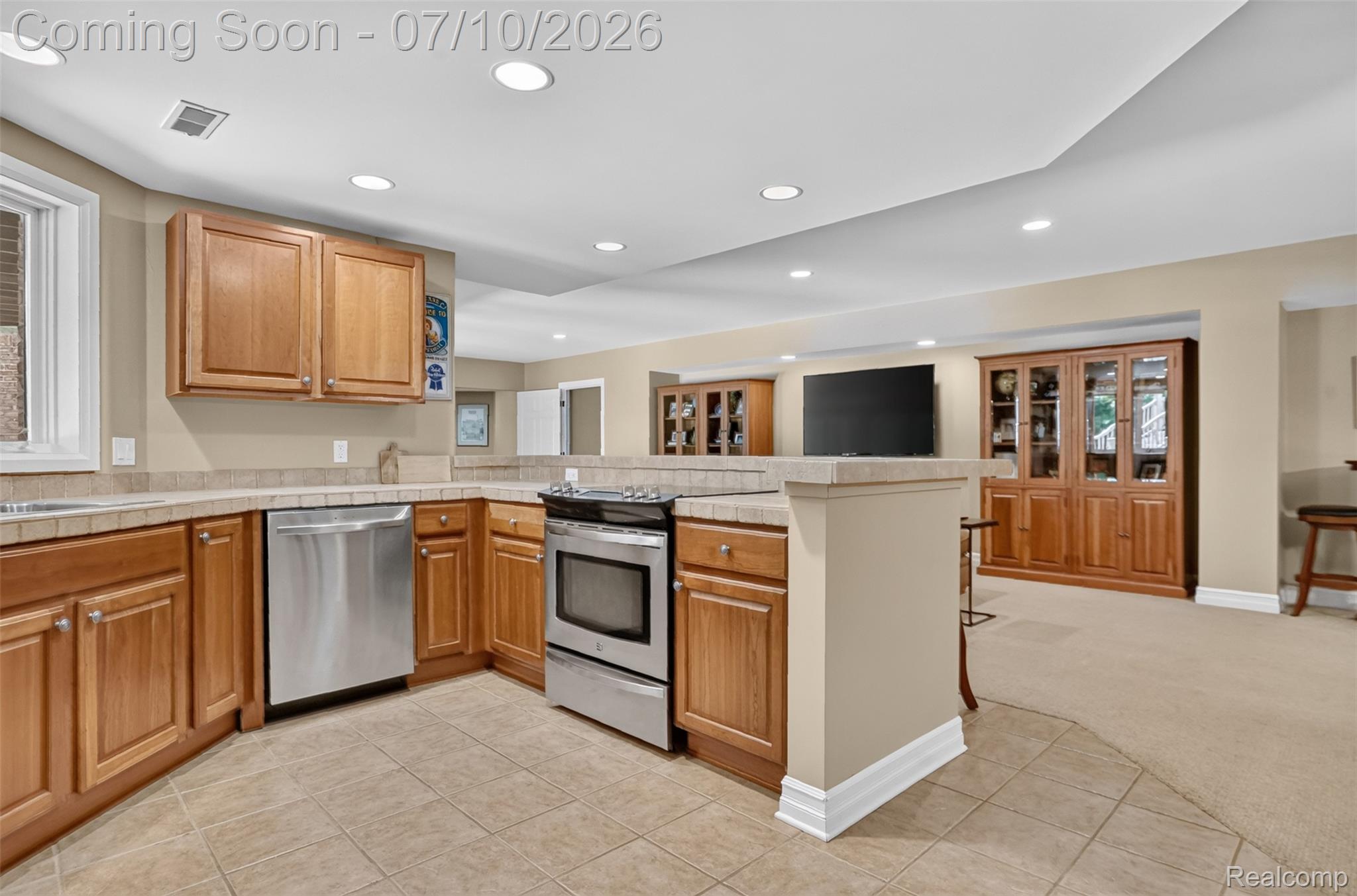 12172 Woodline Drive
