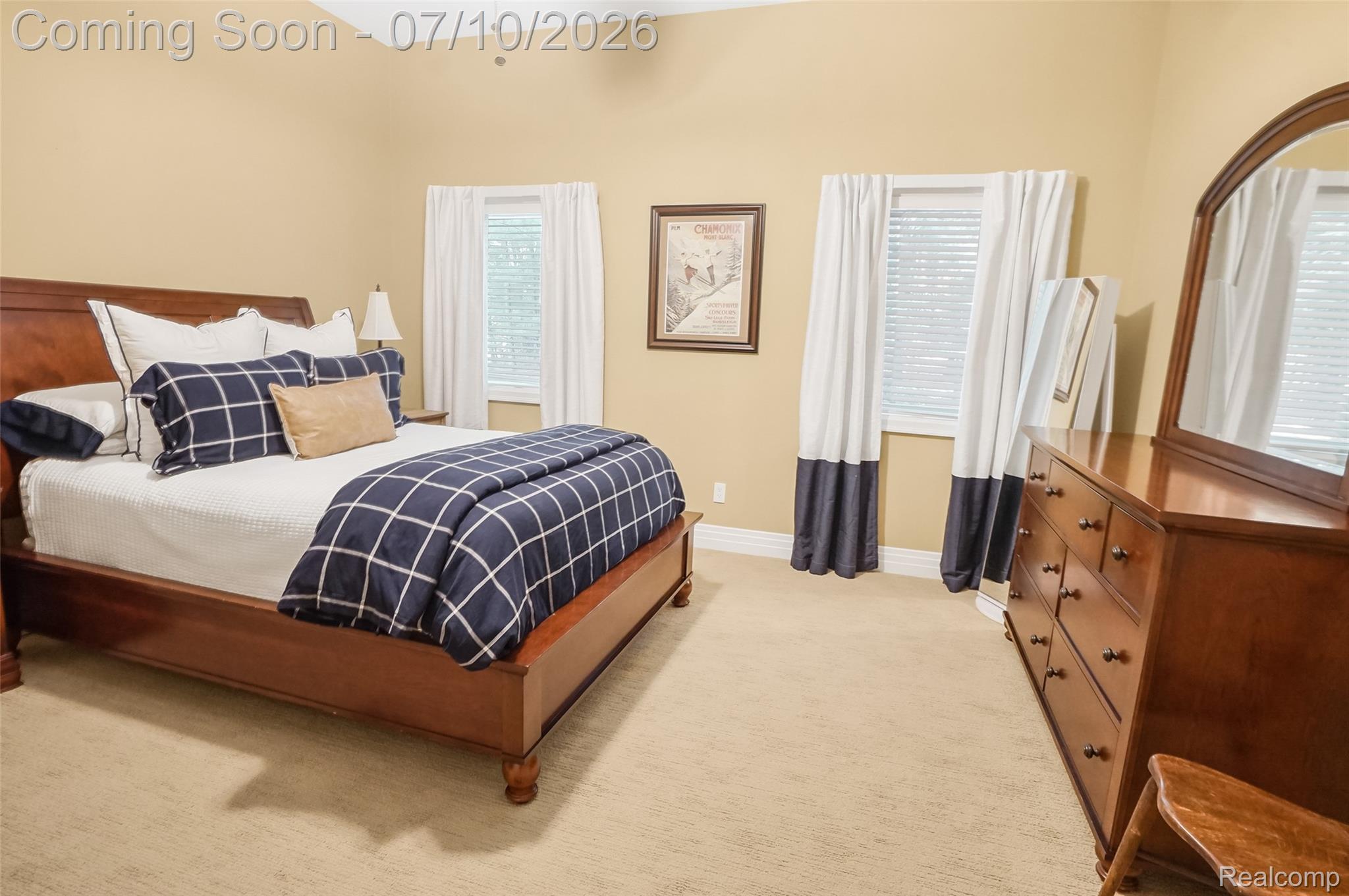 12172 Woodline Drive