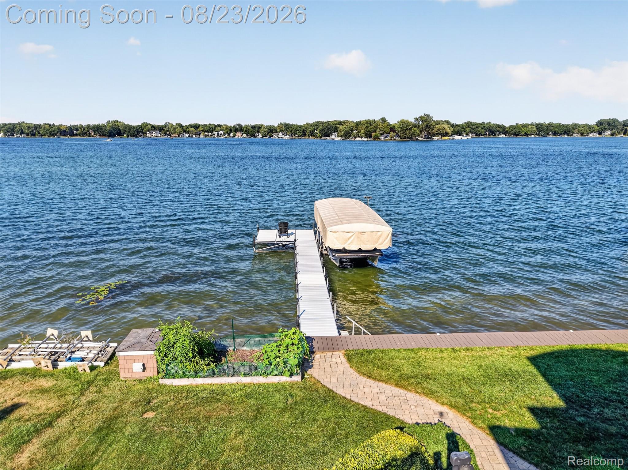 13193 Lake Shore Drive