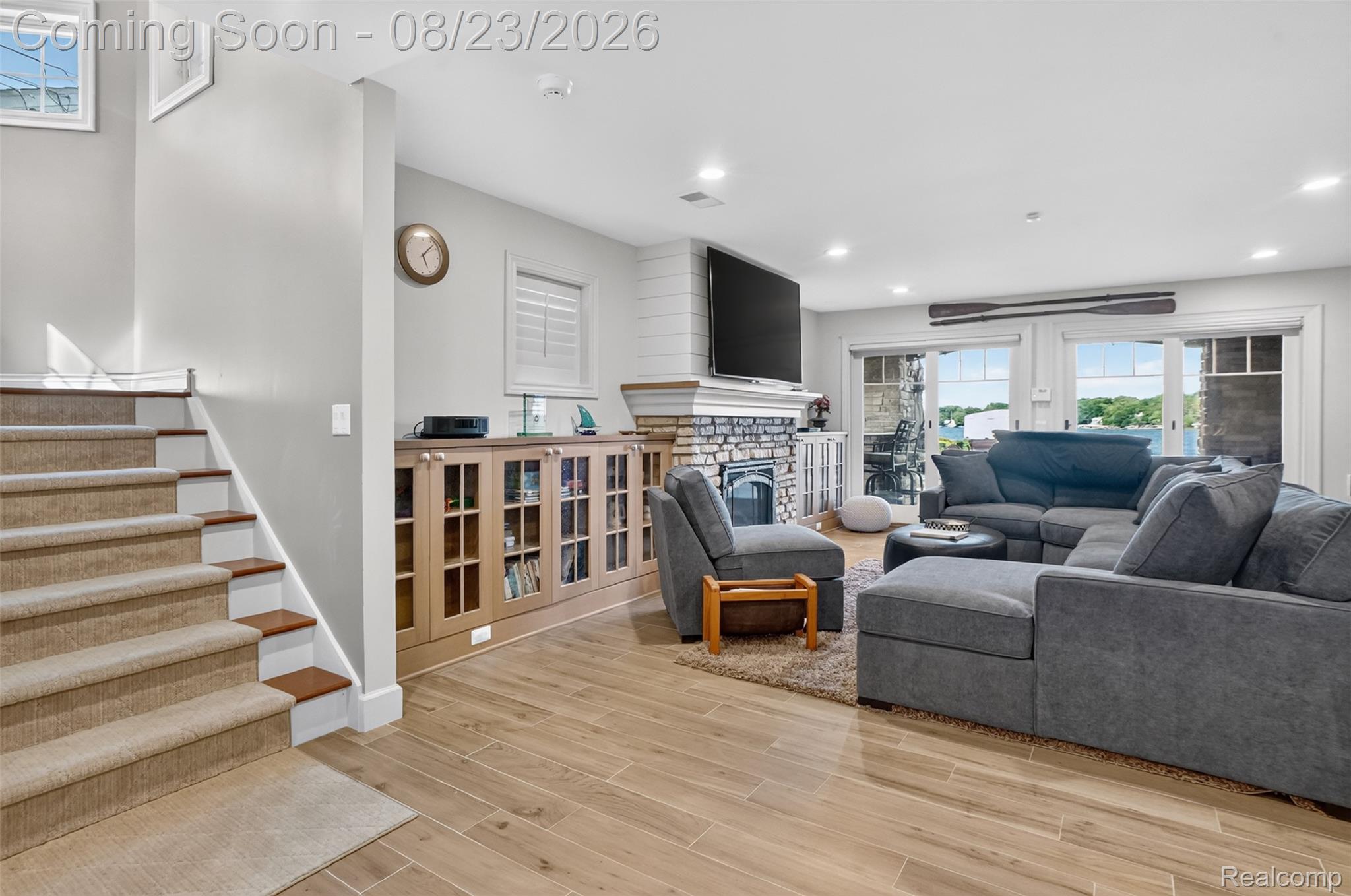 13193 Lake Shore Drive